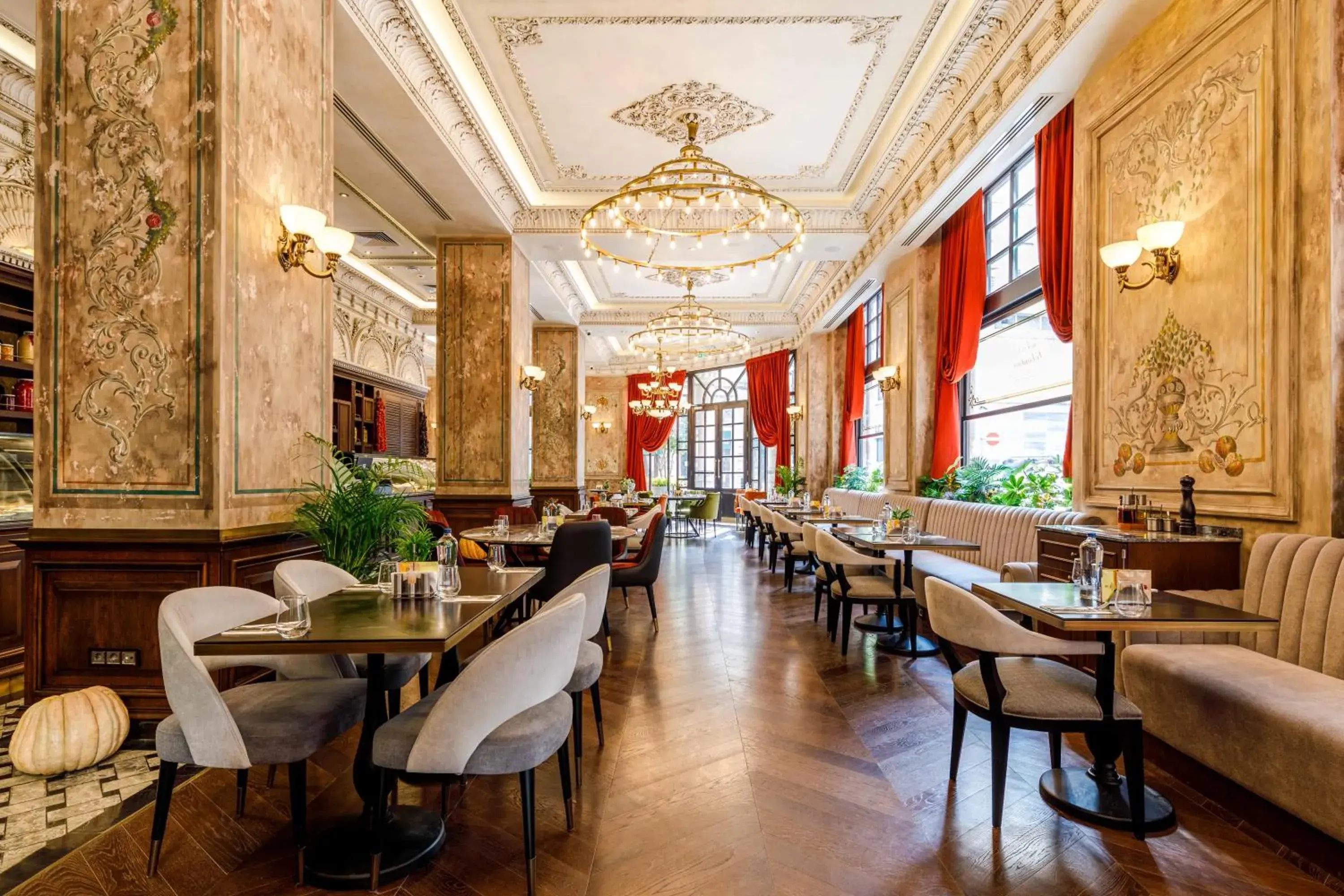 Restaurant/places to eat in Cronton Design Hotel Restaurant/places to eat in Cronton Design Hotel