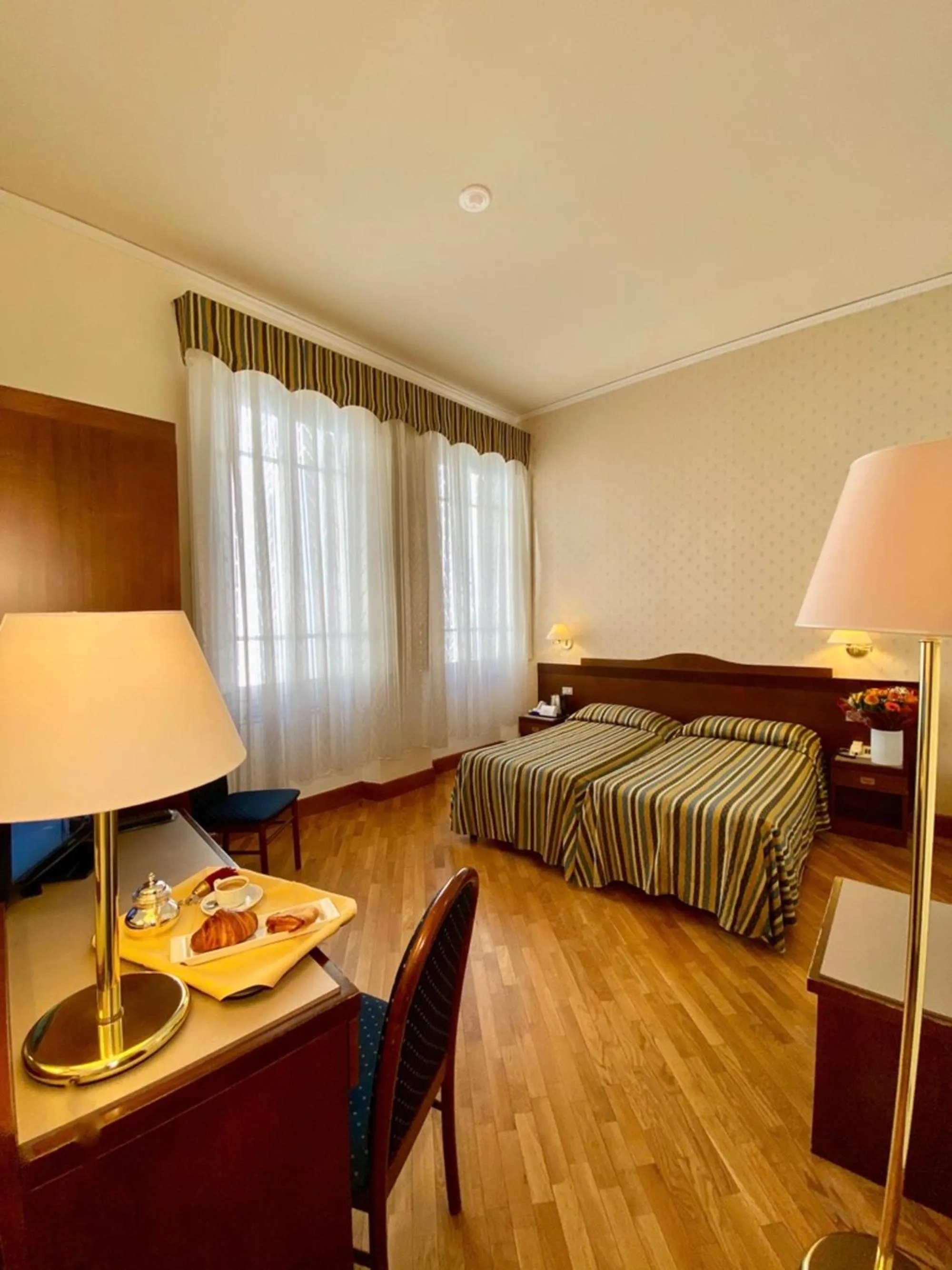 Photo of the whole room, Bed in Hotel Martelli