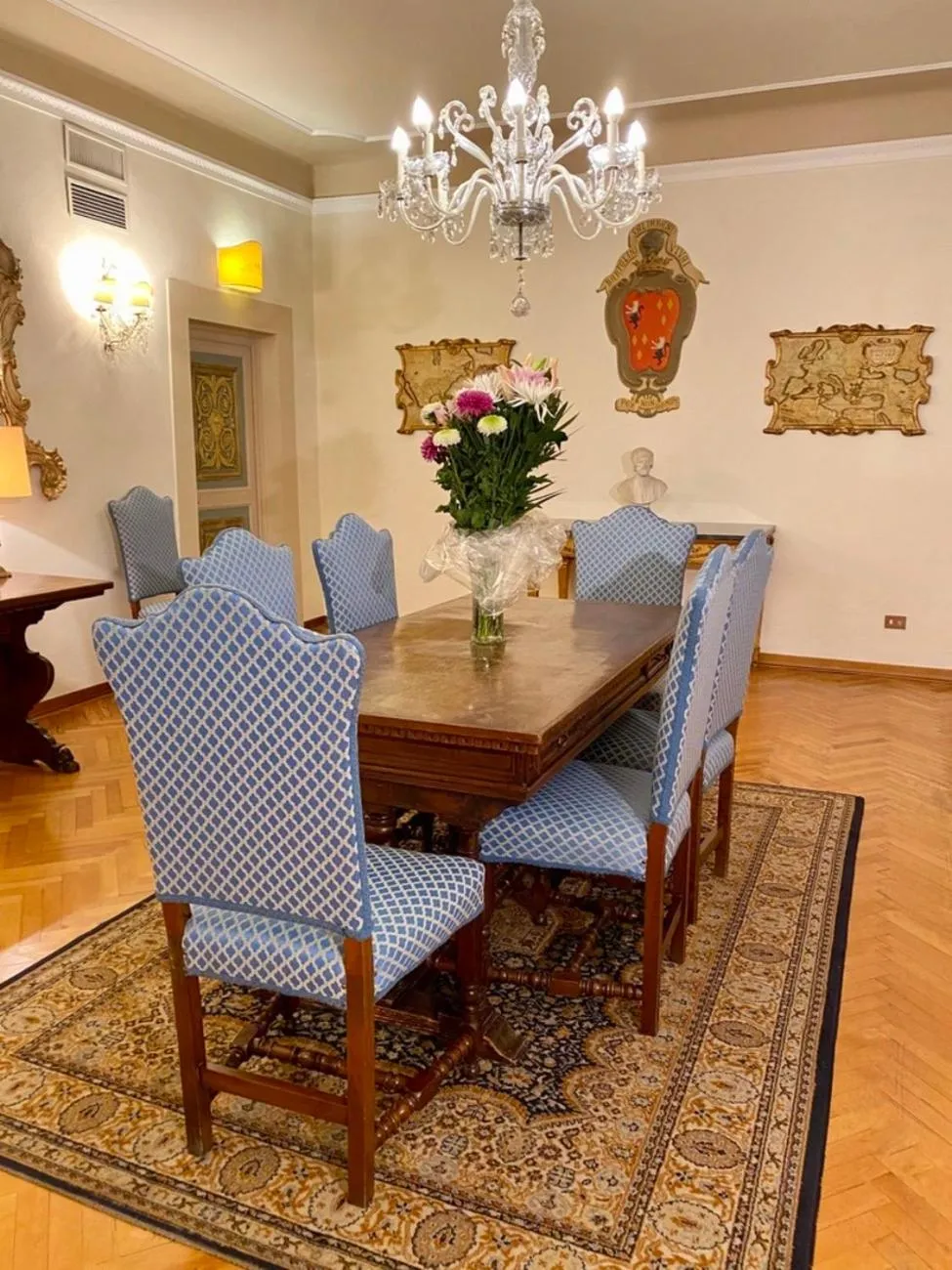 Seating area in Hotel Martelli