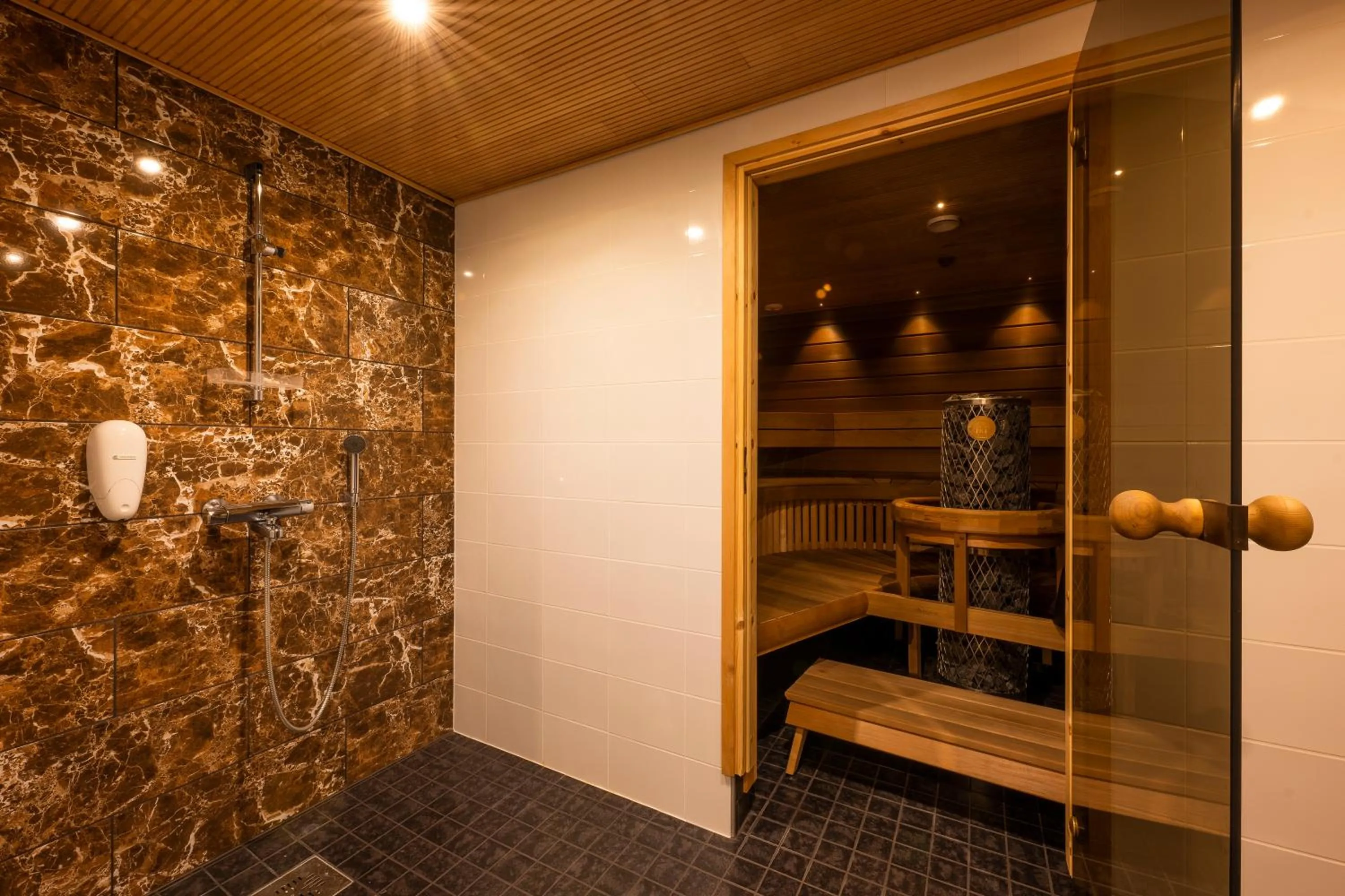 Hot Tub in Spa Hotel Runni Iisalmi