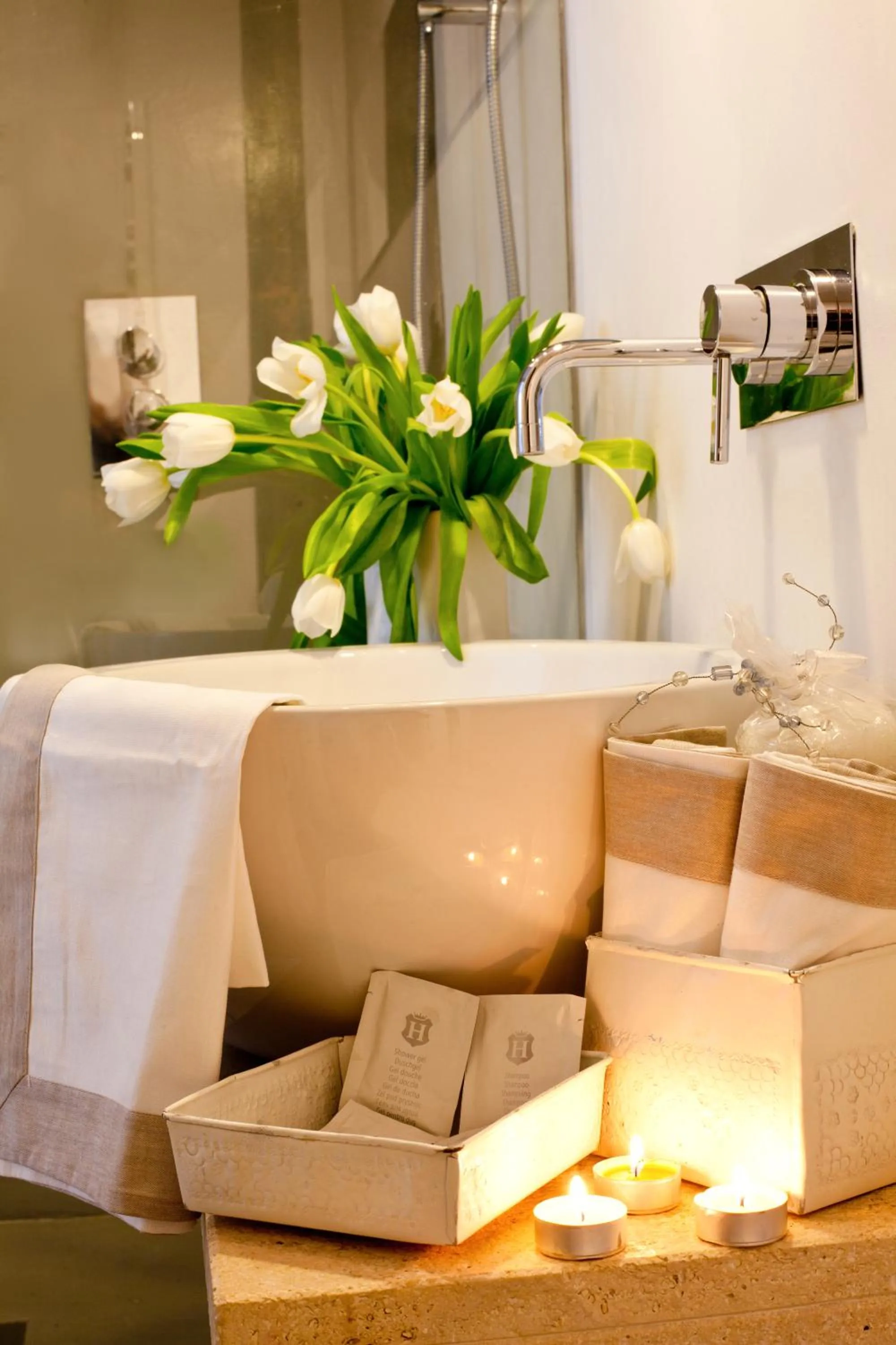 Toilet in Nostromondo Ciancaleoni Palace