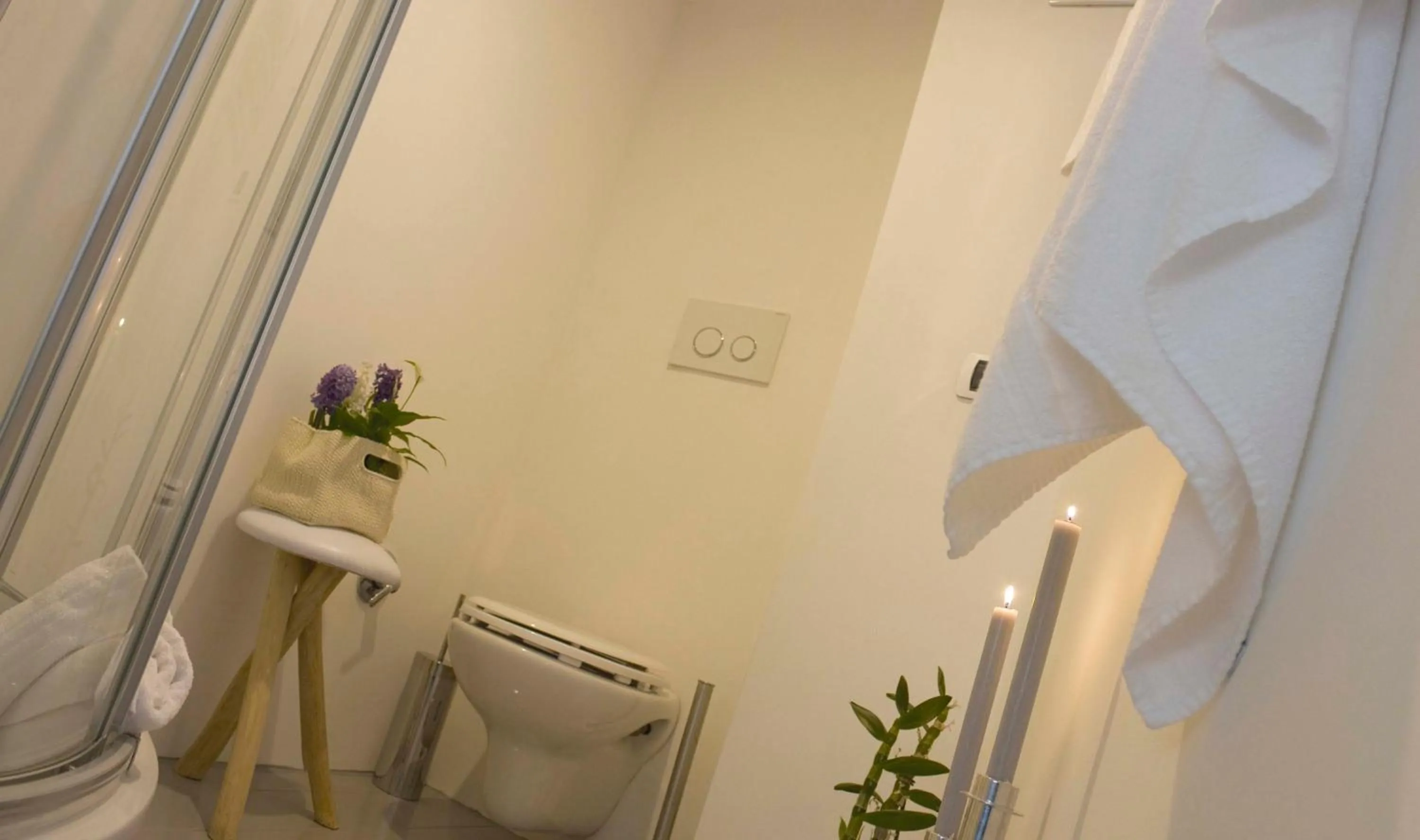 Bathroom in Nostromondo Ciancaleoni Palace