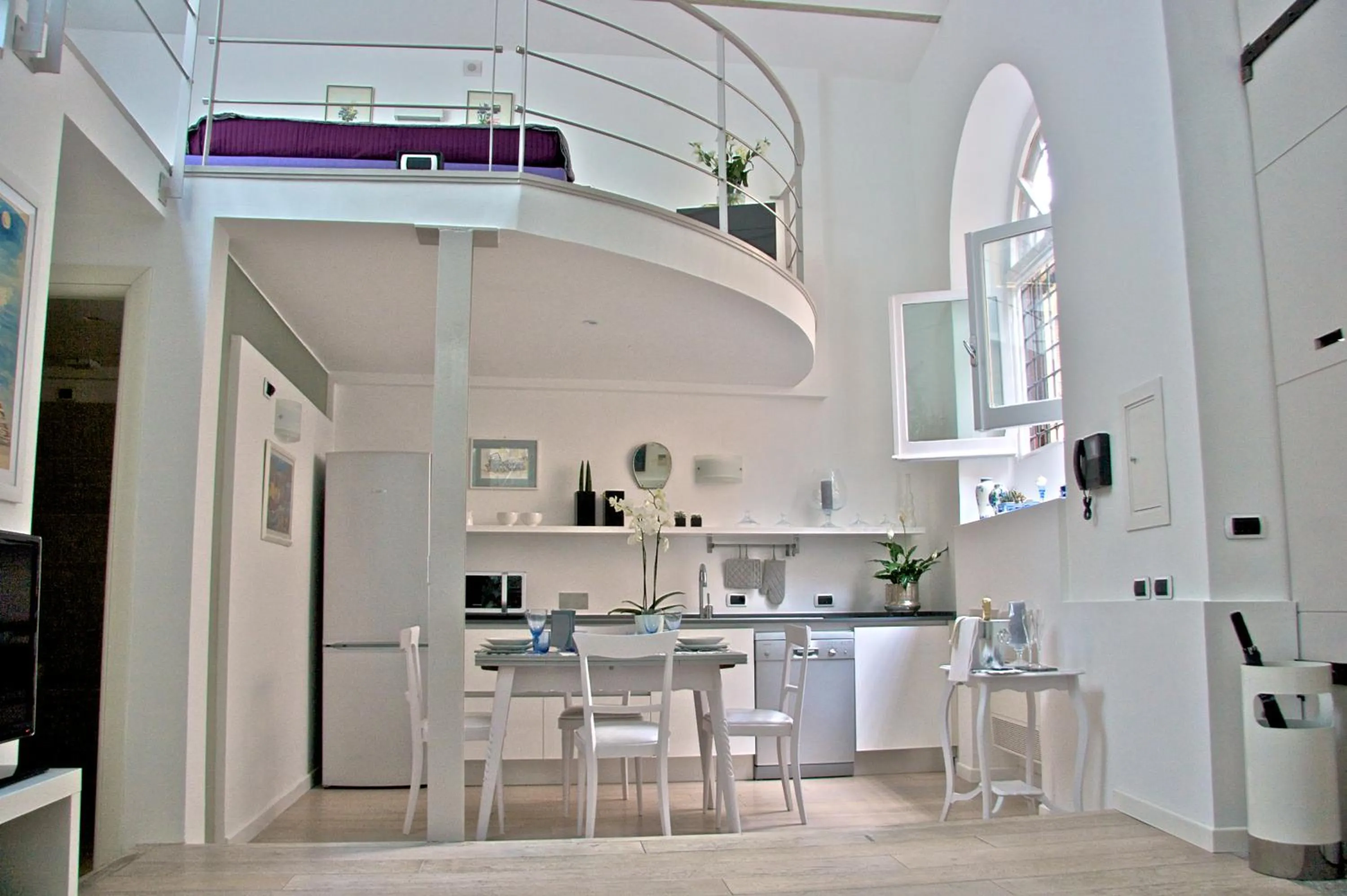 Photo of the whole room in Nostromondo Ciancaleoni Palace