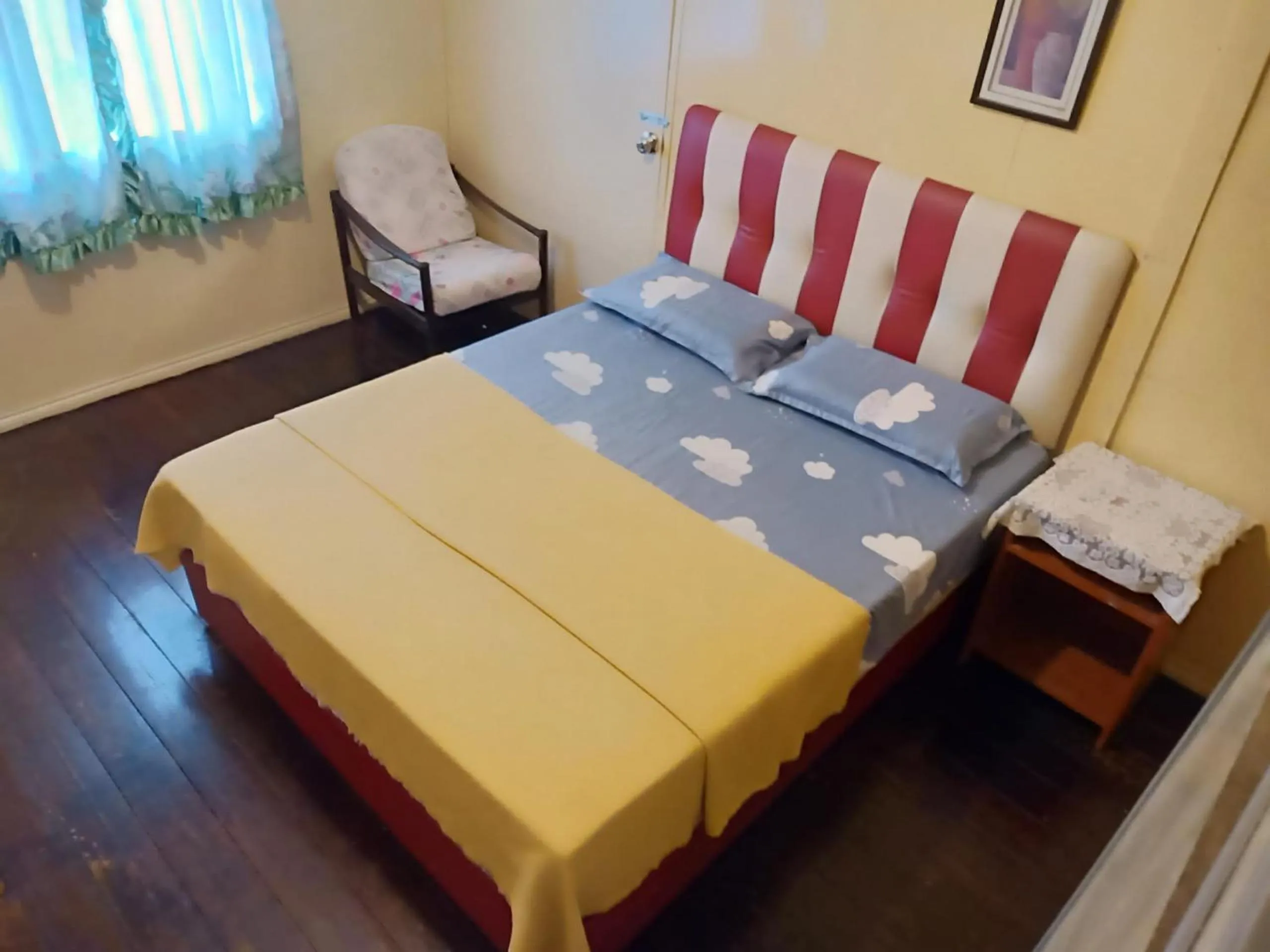 Bedroom, Bed in Hotel O Mountain Resthouse