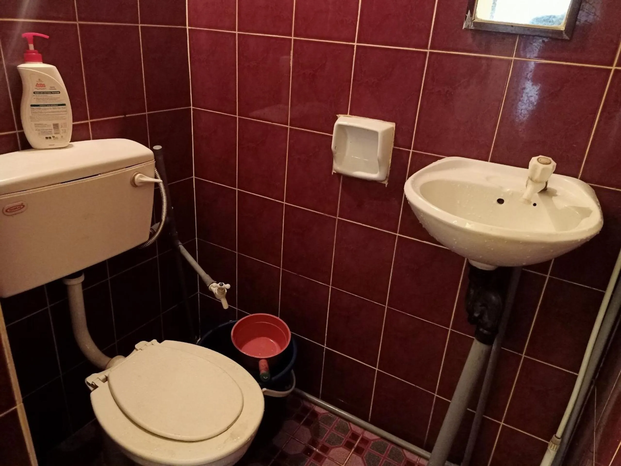 Bathroom in Hotel O Mountain Resthouse