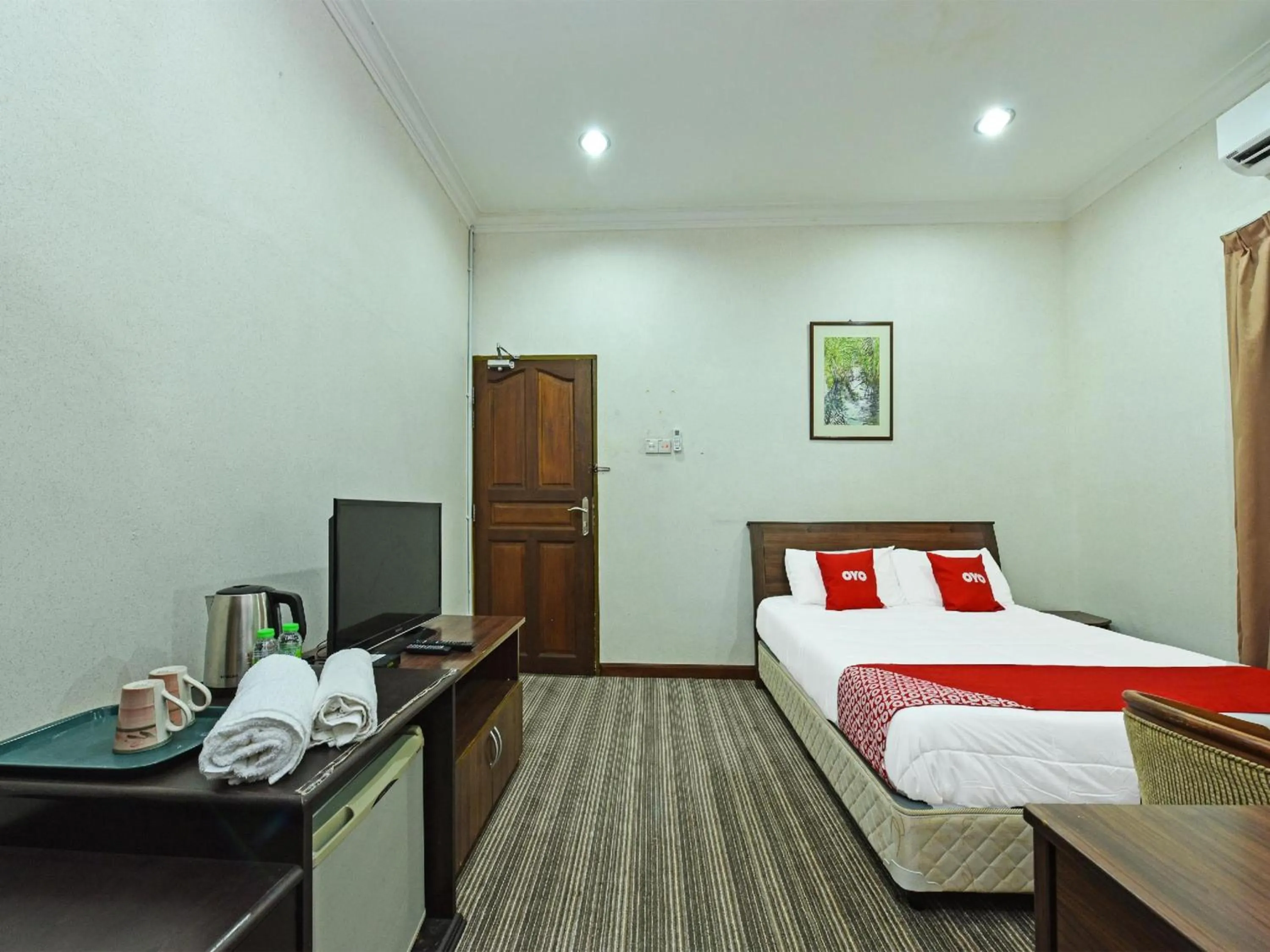 Photo of the whole room, Bed in Capital O 90434 Marmoris House