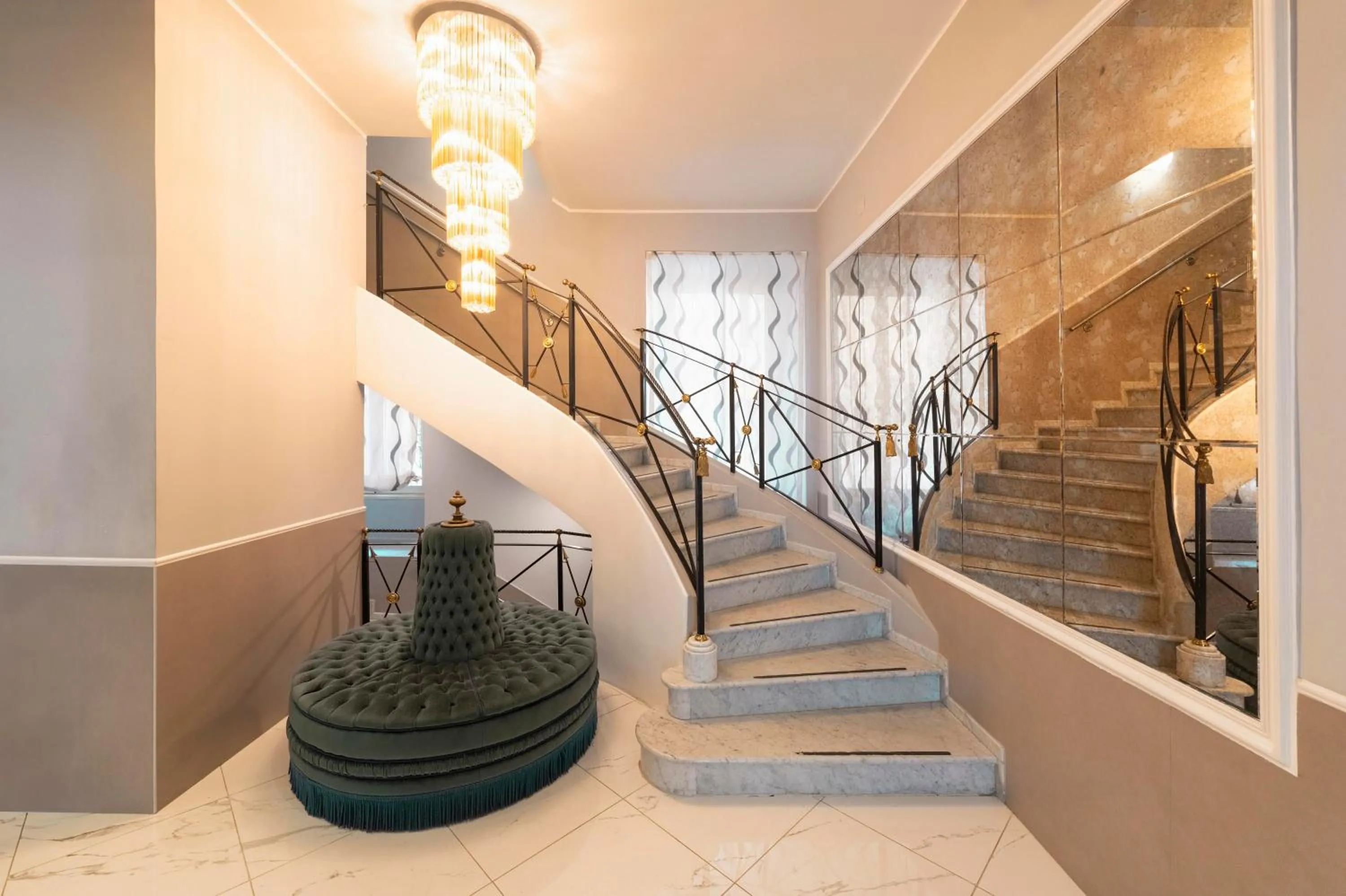 Lobby or reception in Hotel Virgilio