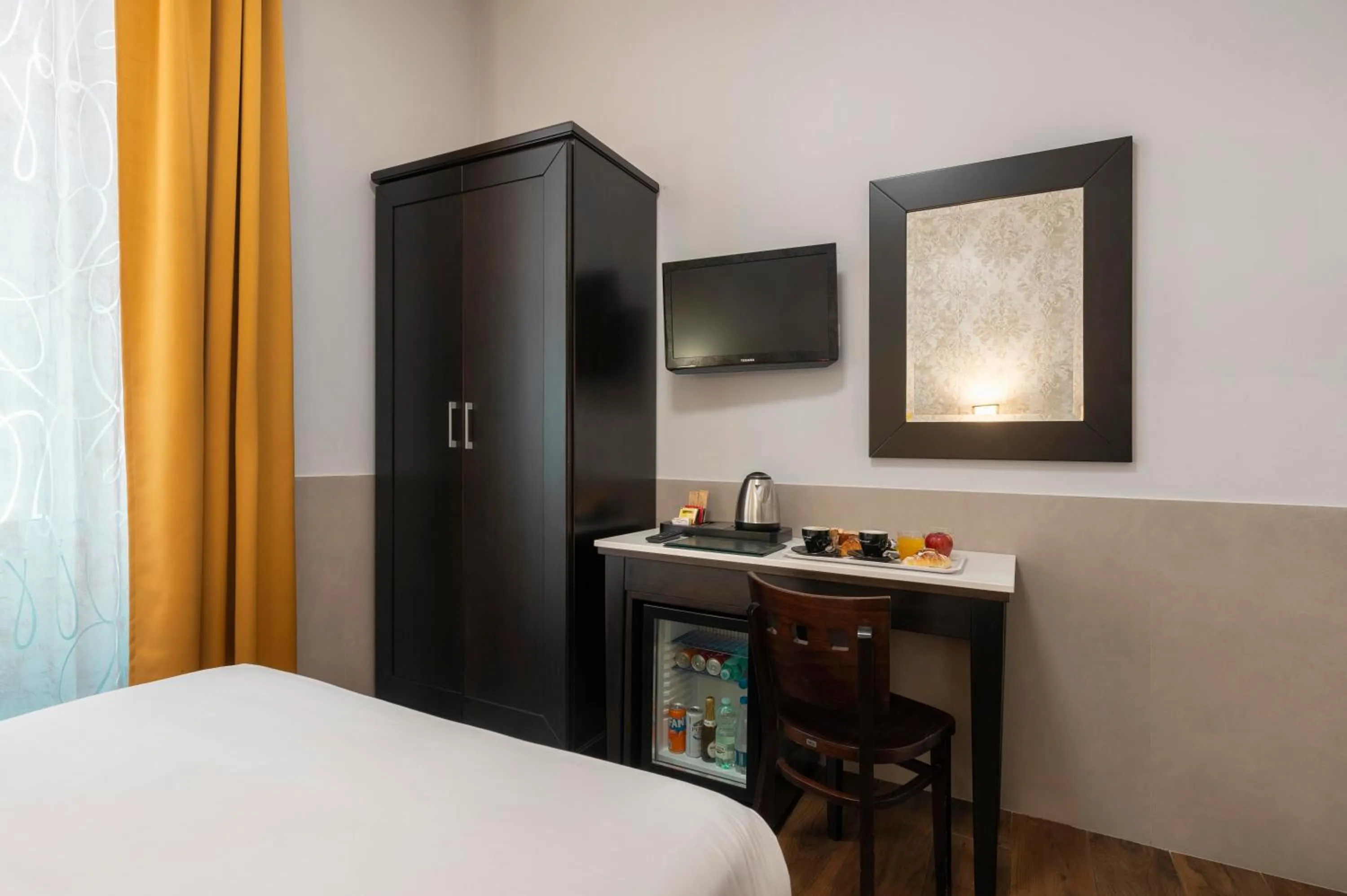 Bed in Hotel Virgilio