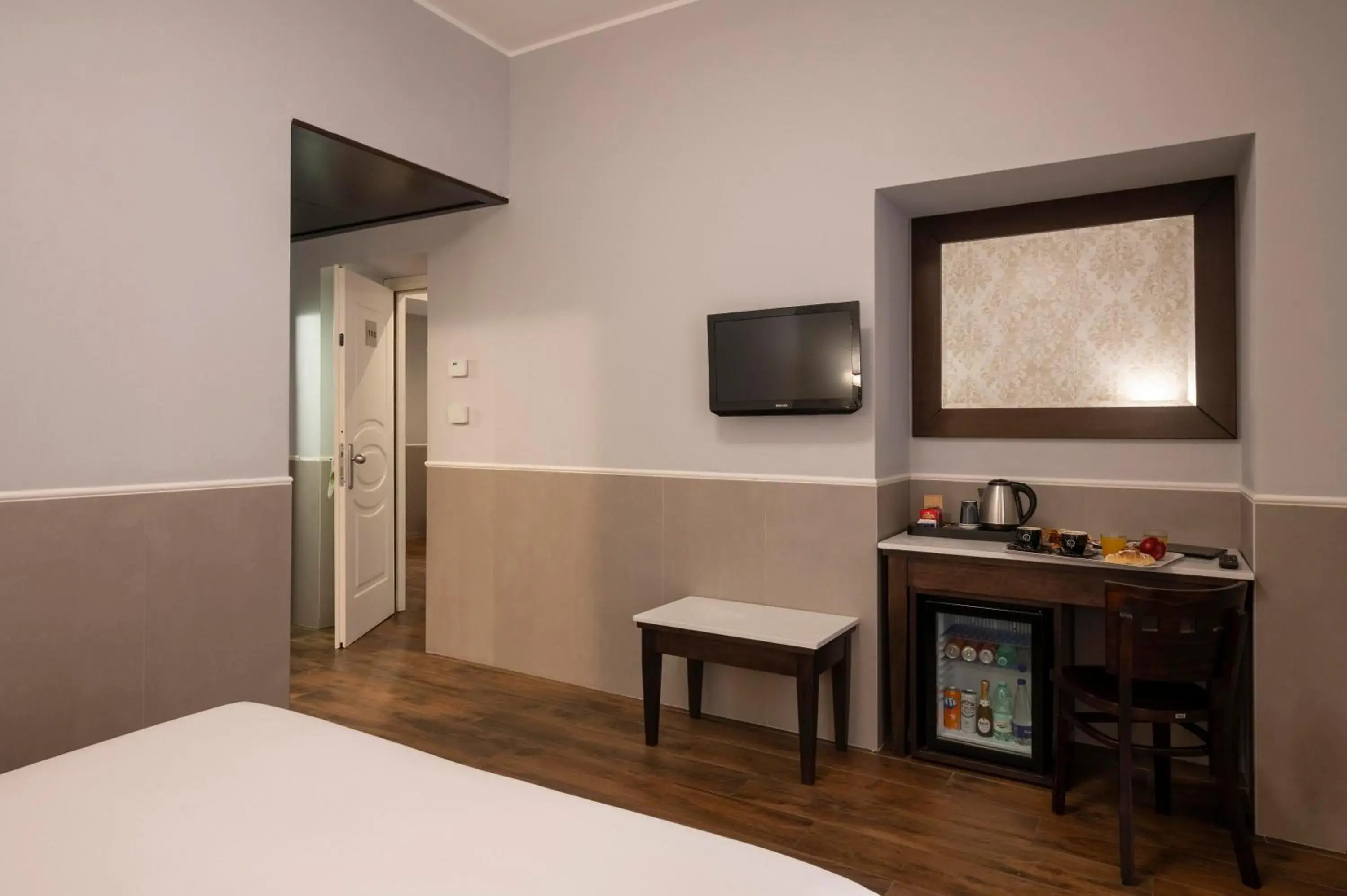 Bed in Hotel Virgilio Bed in Hotel Virgilio