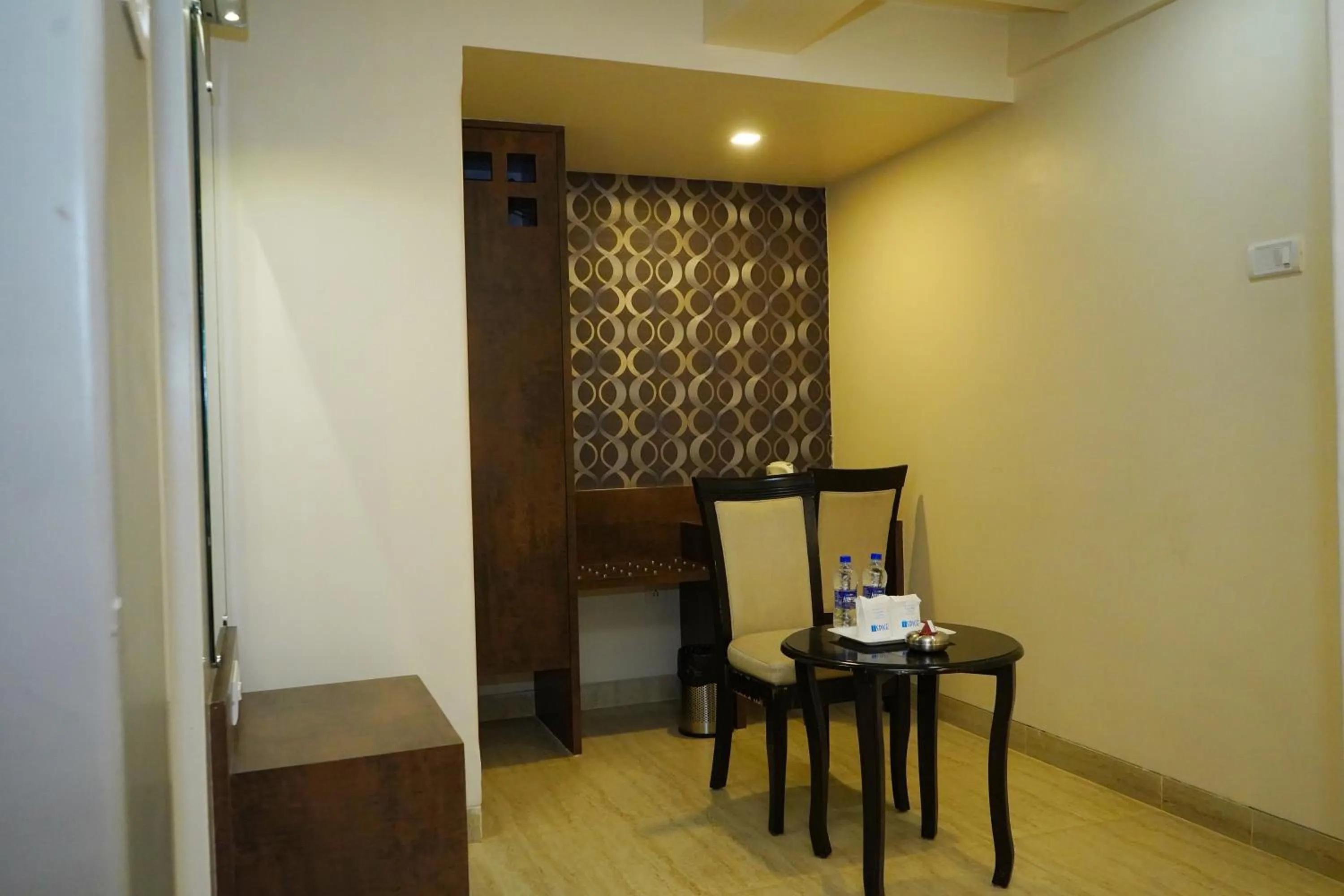 Living room in Hotel Spices Navi Mumbai