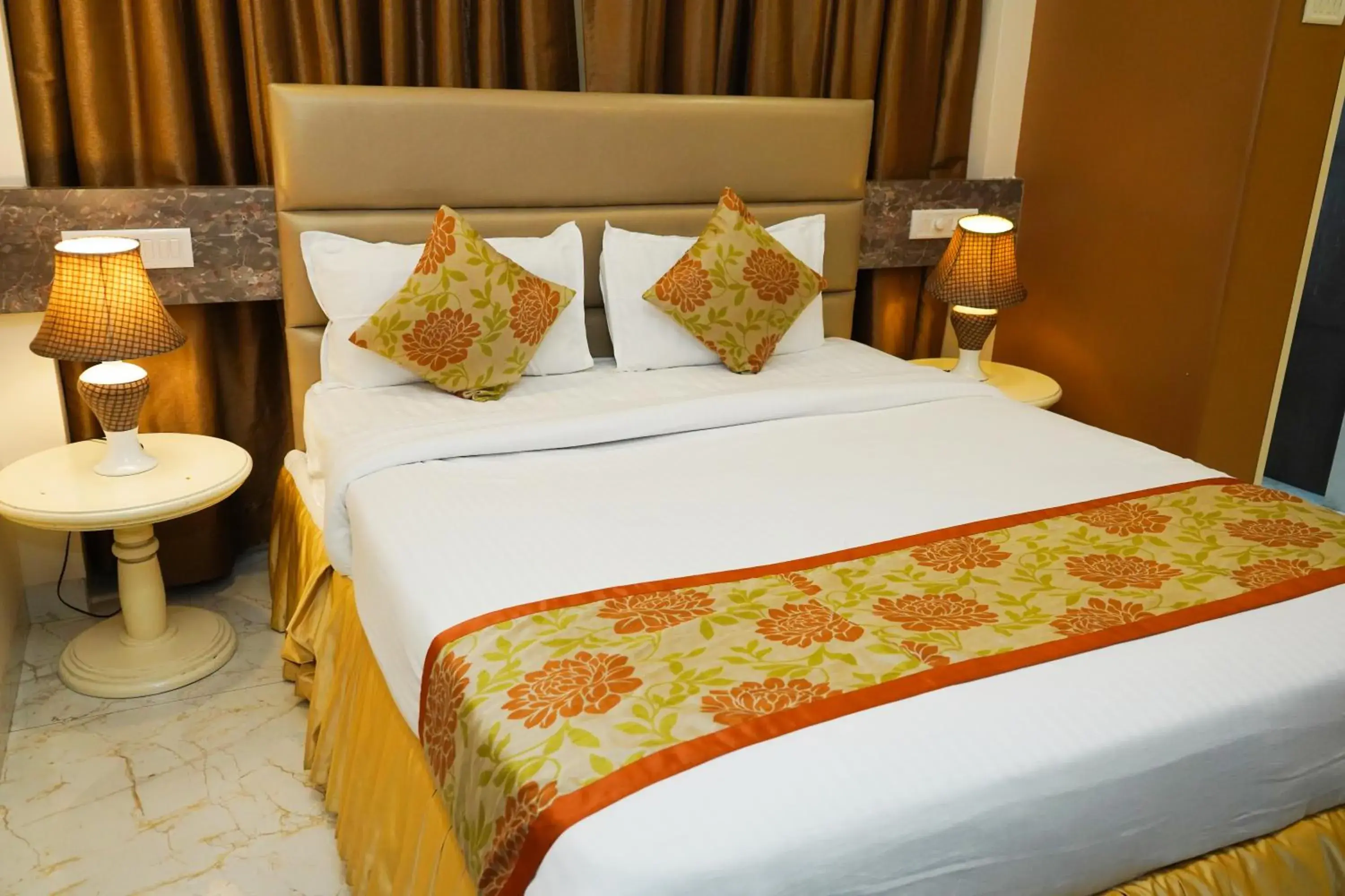Bed in Hotel Spices Navi Mumbai Bed in Hotel Spices Navi Mumbai