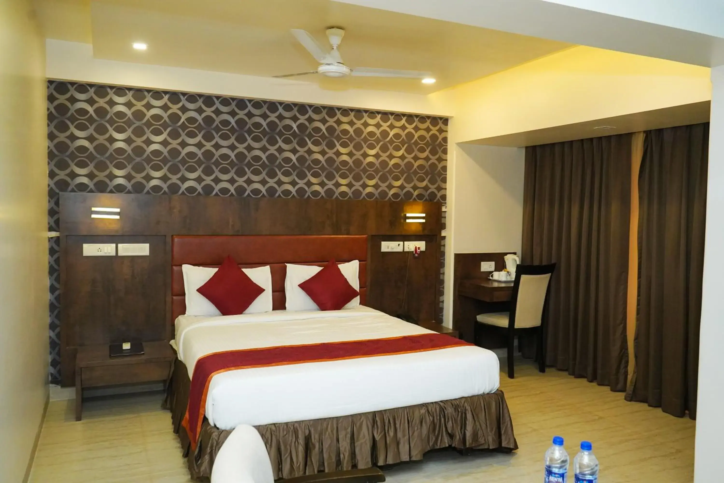 Bed in Hotel Spices Navi Mumbai Bed in Hotel Spices Navi Mumbai