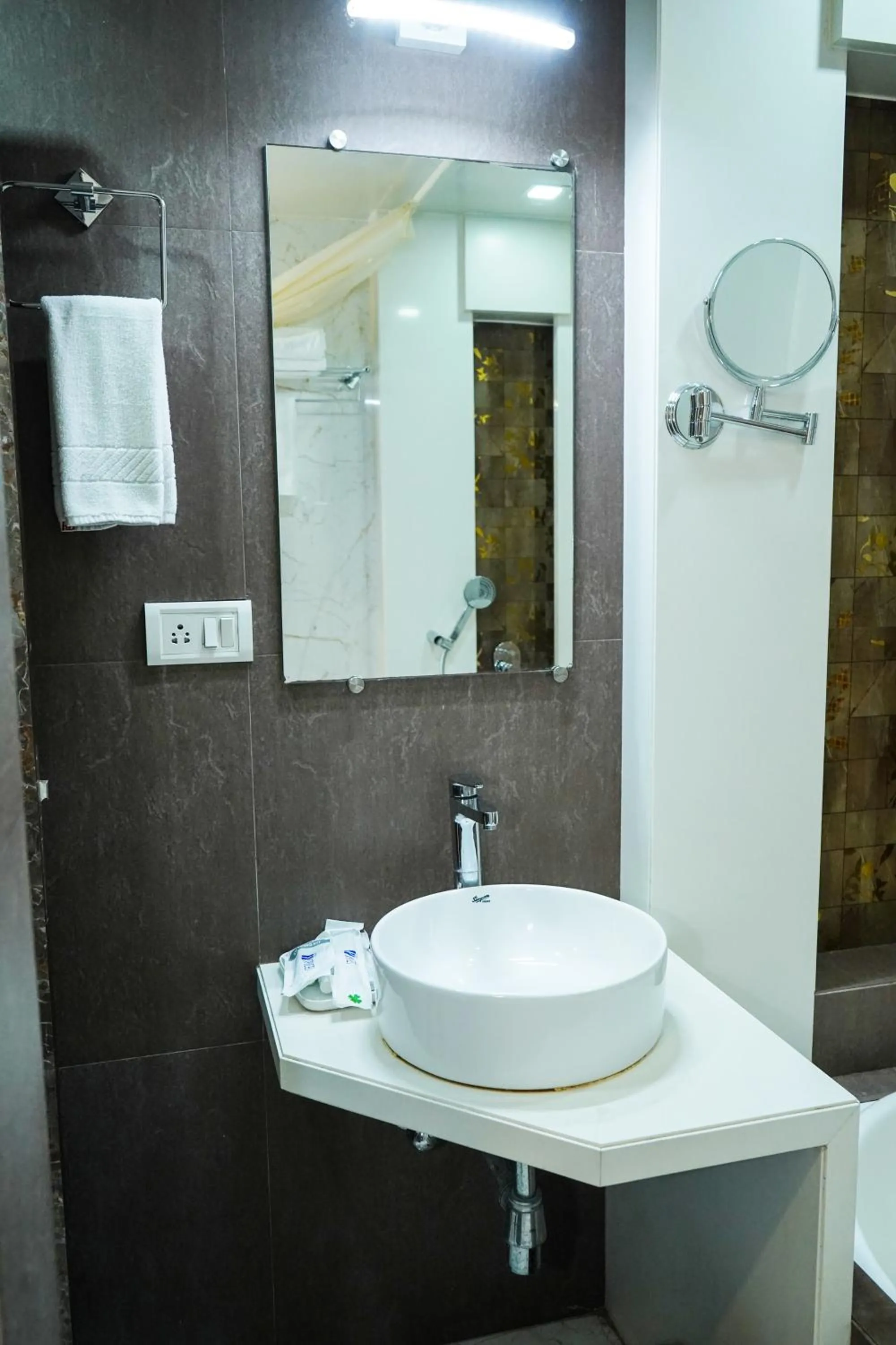 Bathroom in Hotel Spices Navi Mumbai