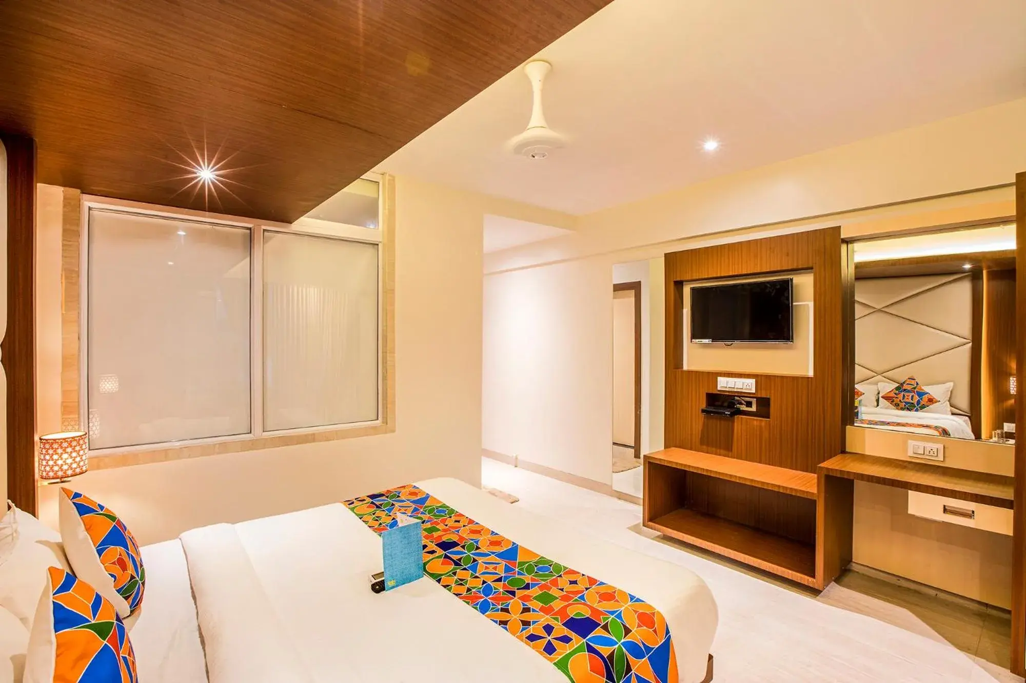 TV and multimedia, Bed in FabHotel Spring inn - Nr Borivali Station TV and multimedia, Bed in FabHotel Spring inn - Nr Borivali Station