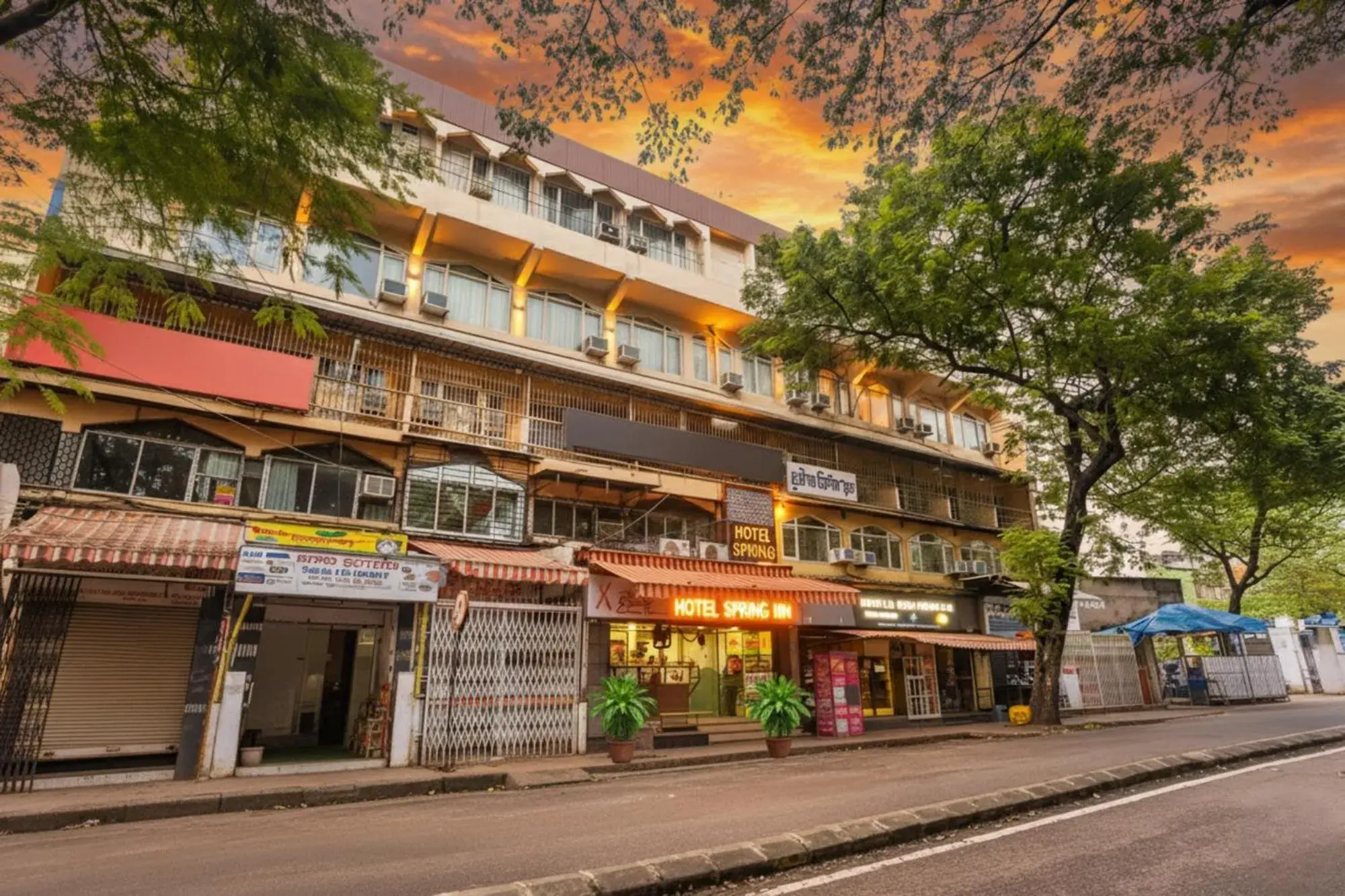 Property building in FabHotel Spring inn - Nr Borivali Station Property building in FabHotel Spring inn - Nr Borivali Station