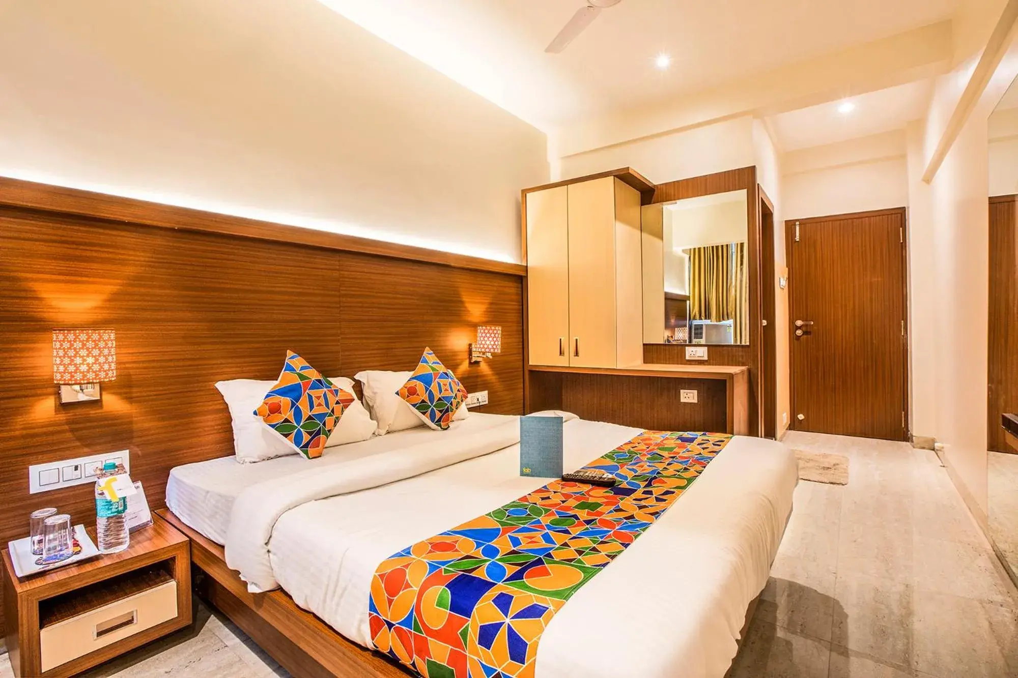 Deluxe Room - single occupancy in FabHotel Spring inn - Nr Borivali Station Deluxe Room - single occupancy in FabHotel Spring inn - Nr Borivali Station