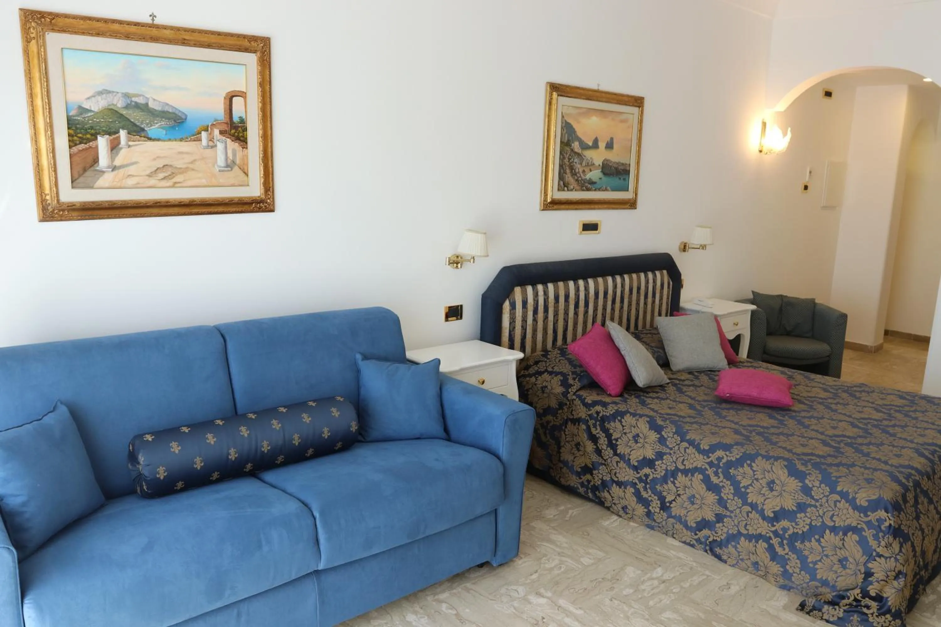 Photo of the whole room in Bougainville Luxury Boutique Hotel