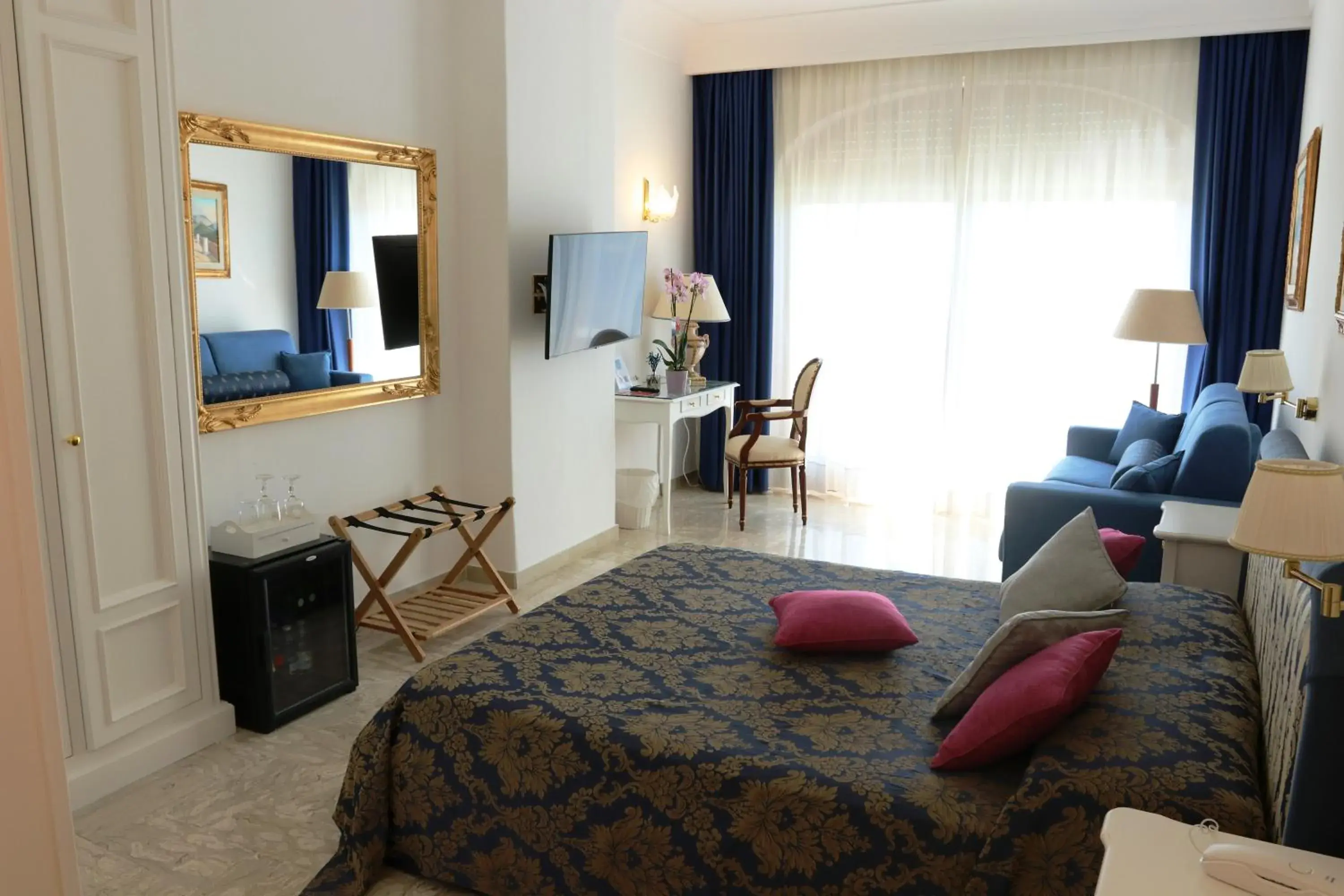 Bedroom, Bed in Bougainville Luxury Boutique Hotel Bedroom, Bed in Bougainville Luxury Boutique Hotel