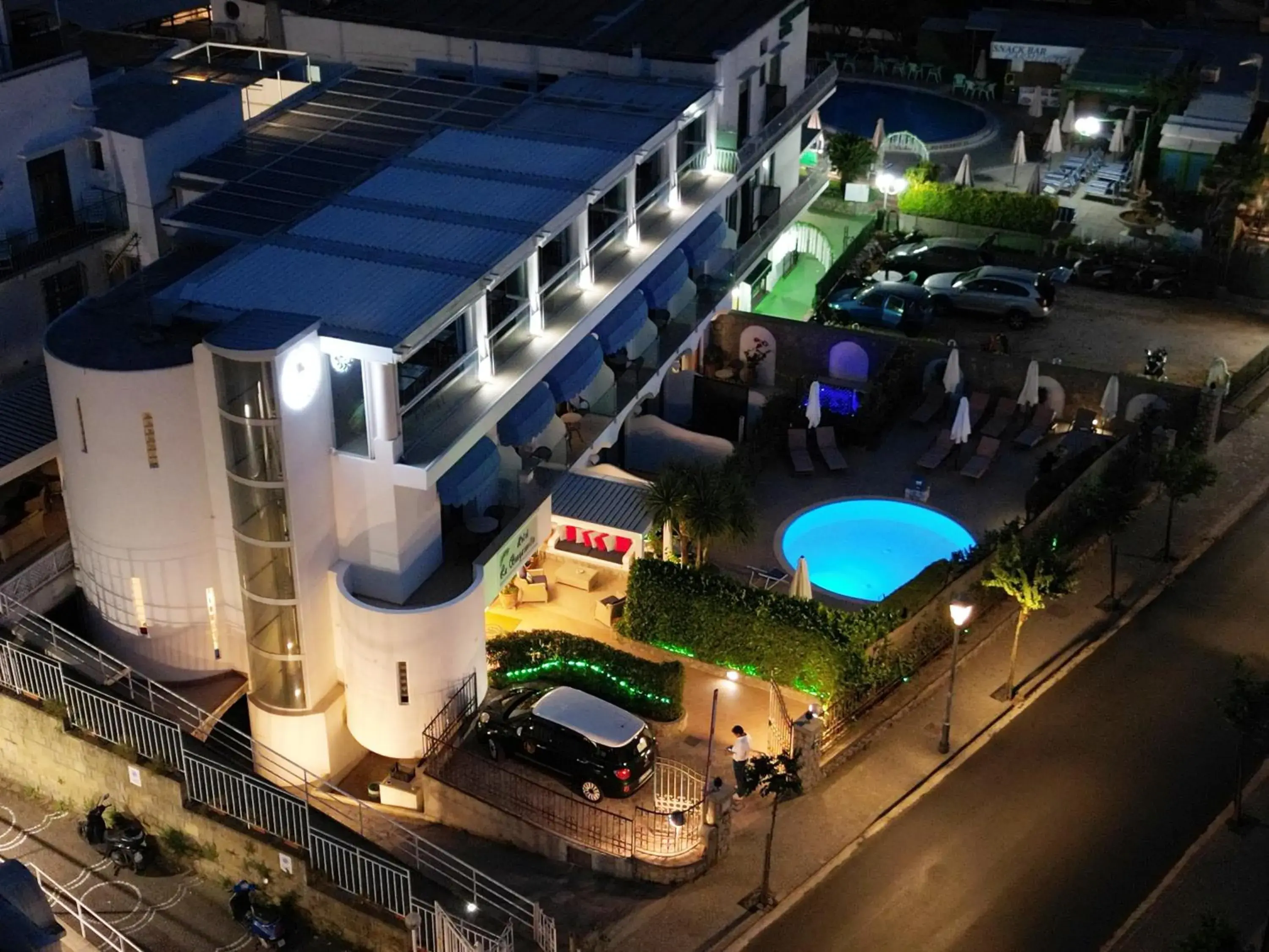 Property building in Bougainville Luxury Boutique Hotel Property building in Bougainville Luxury Boutique Hotel