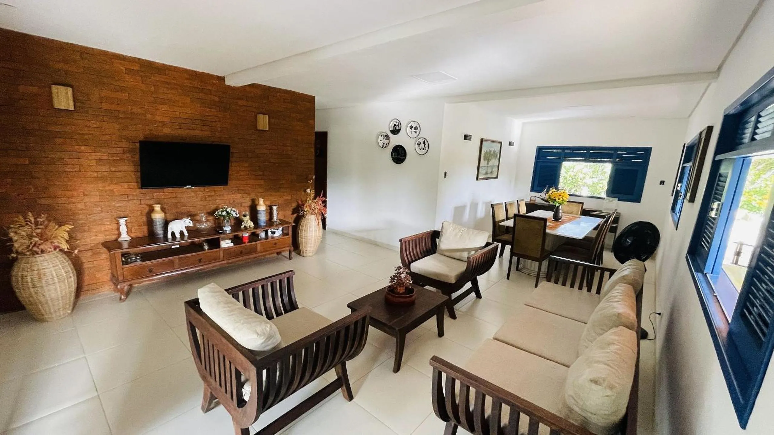 Dining area in Hotel Pousada Flor de Alecrim