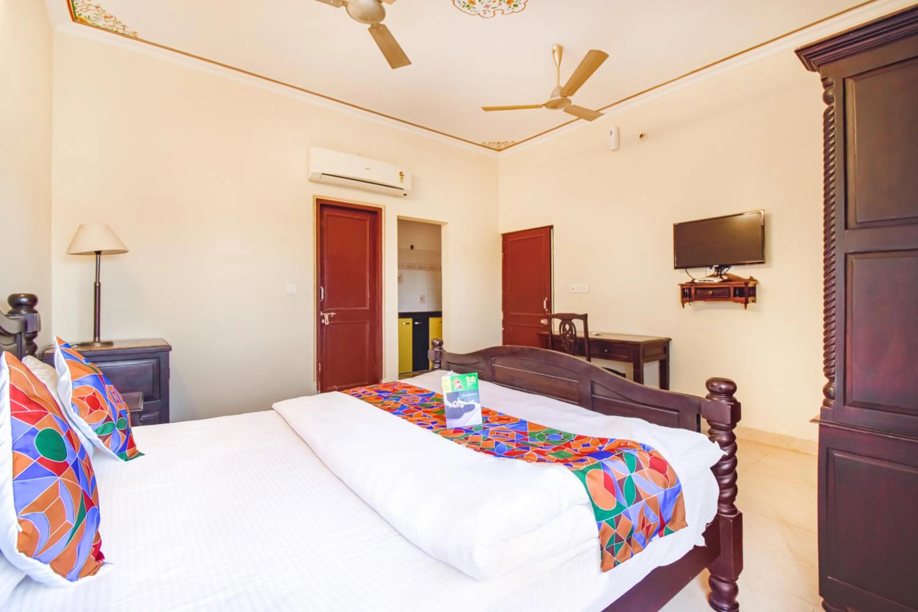 TV and multimedia, Bed in Noble House - A Heritage Home