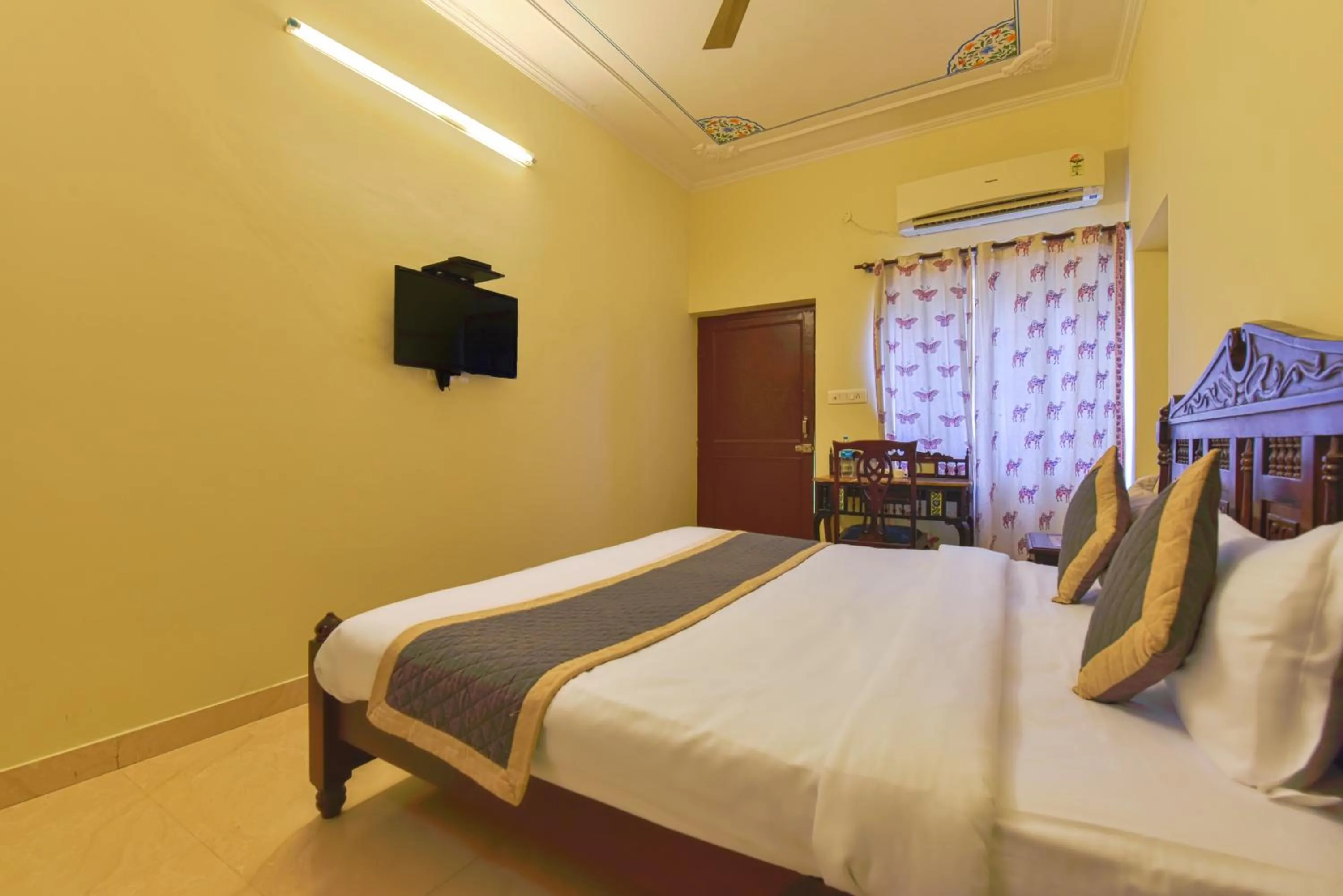 Bed in Noble House - A Heritage Home