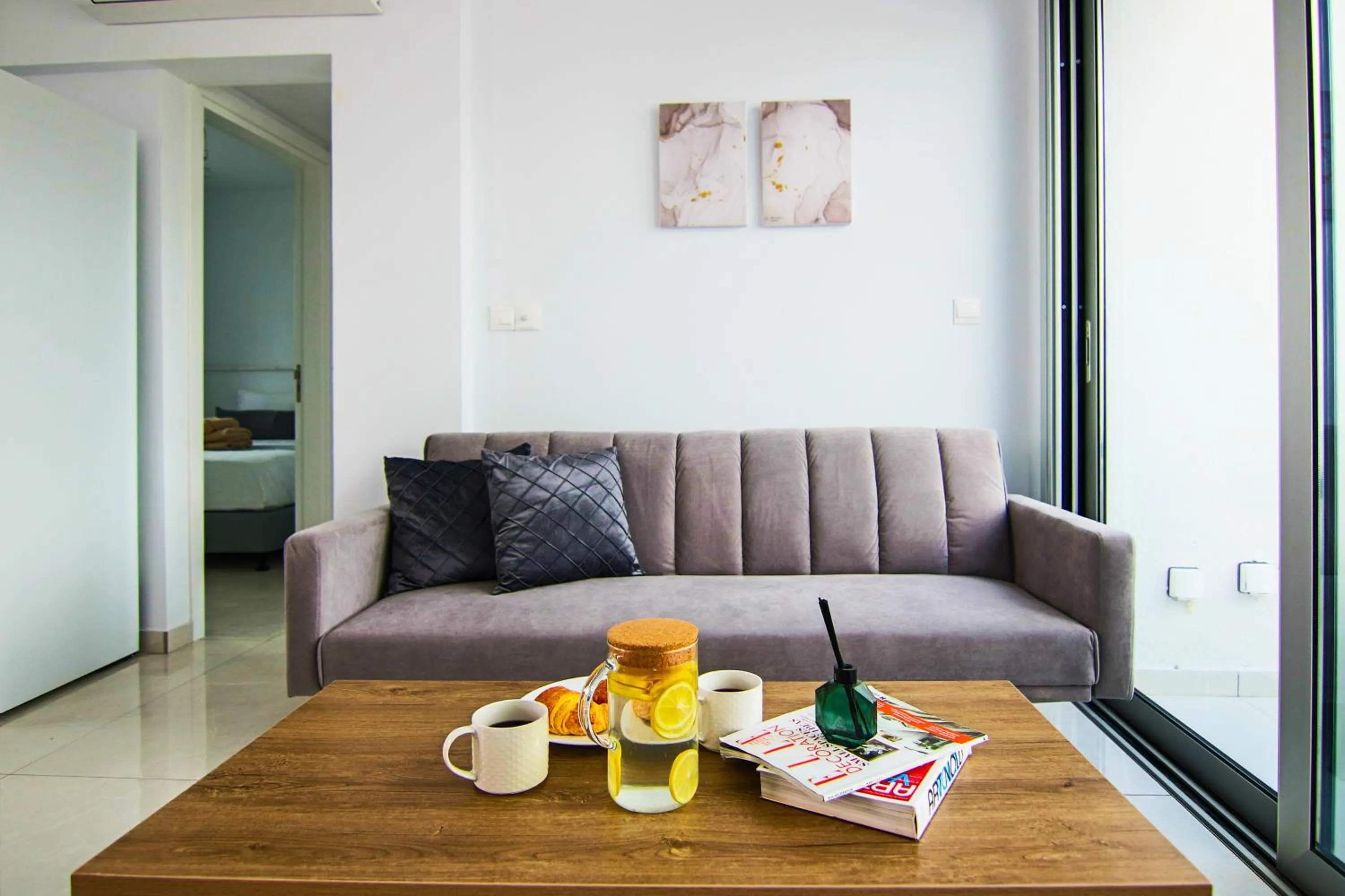 Seating area in Phaedrus Living - Seaside Executive Flat Harbour 204