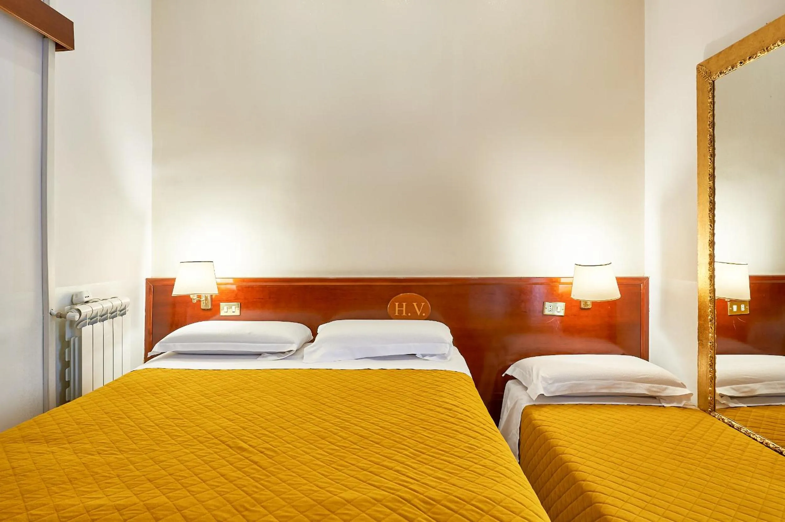 Bedroom, Bed in Hotel Virginia