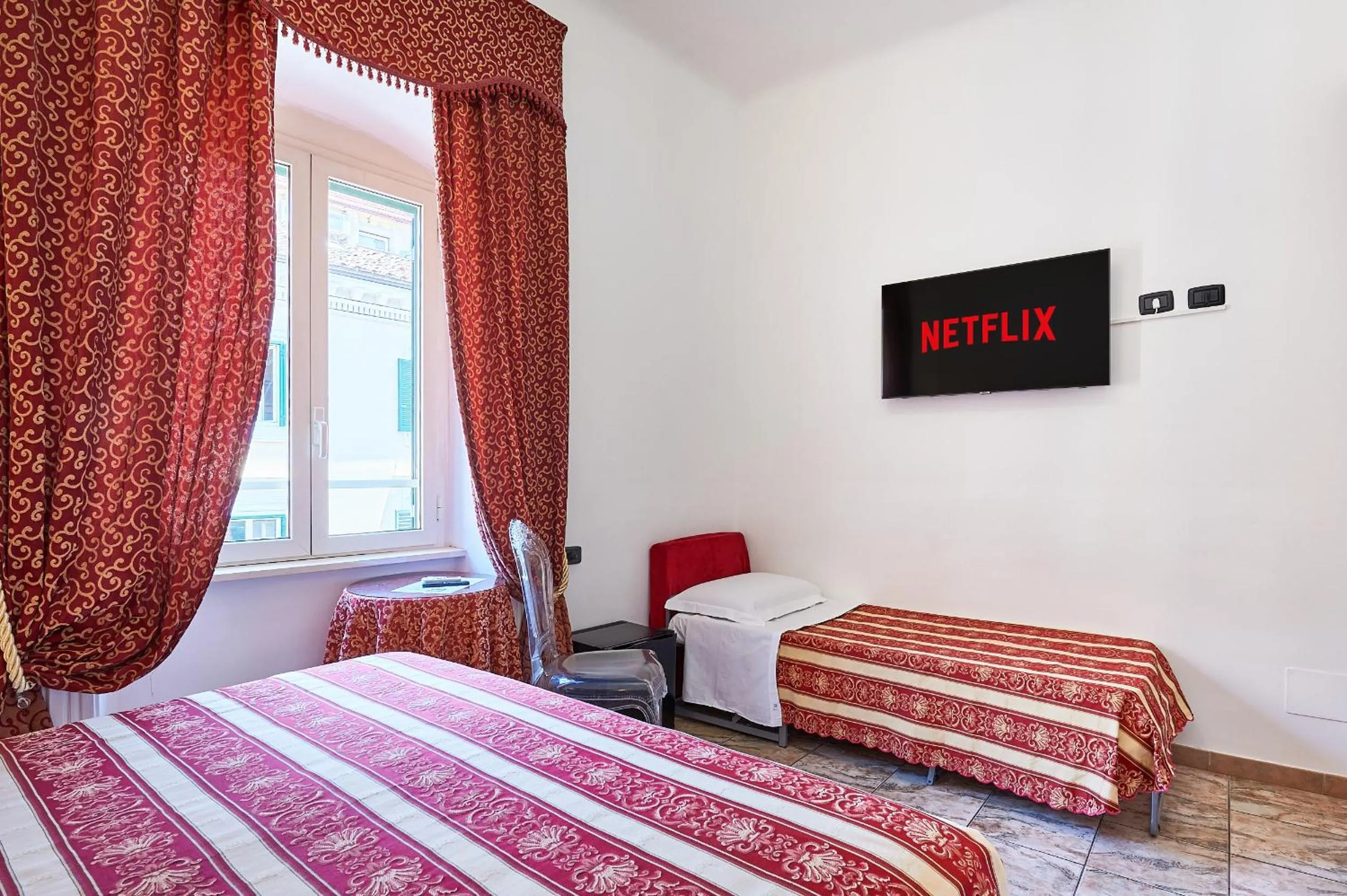 Bed in Hotel Virginia