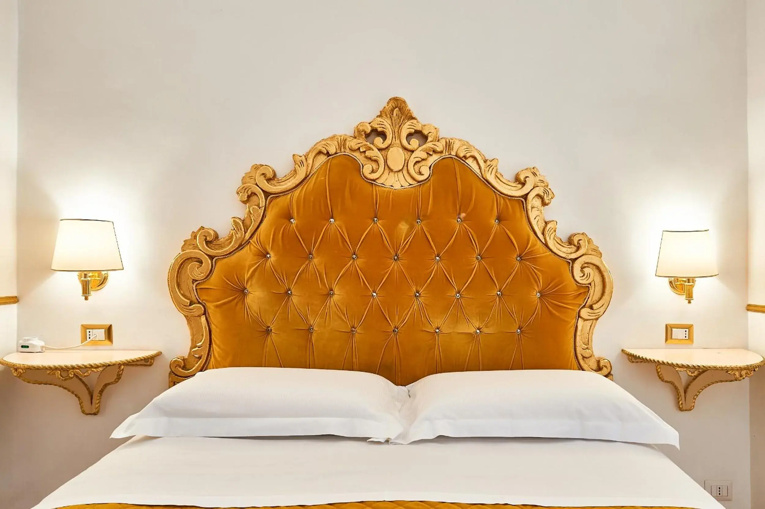 Bedroom, Bed in Hotel Virginia Bedroom, Bed in Hotel Virginia