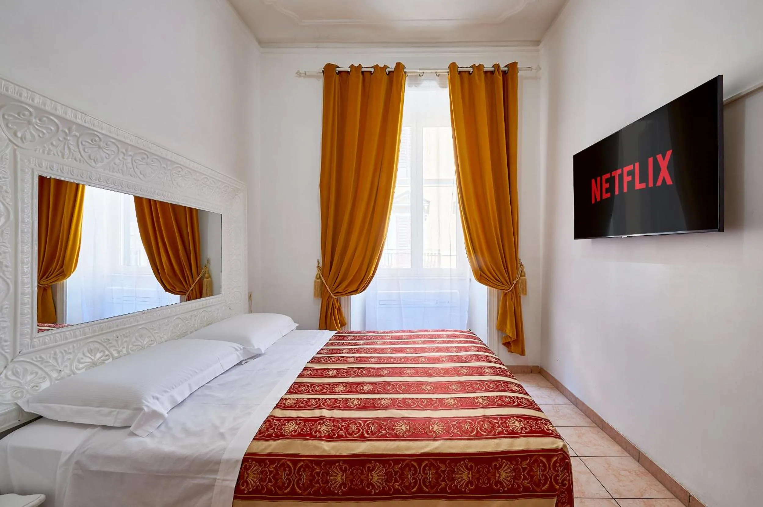 Bed in Hotel Virginia