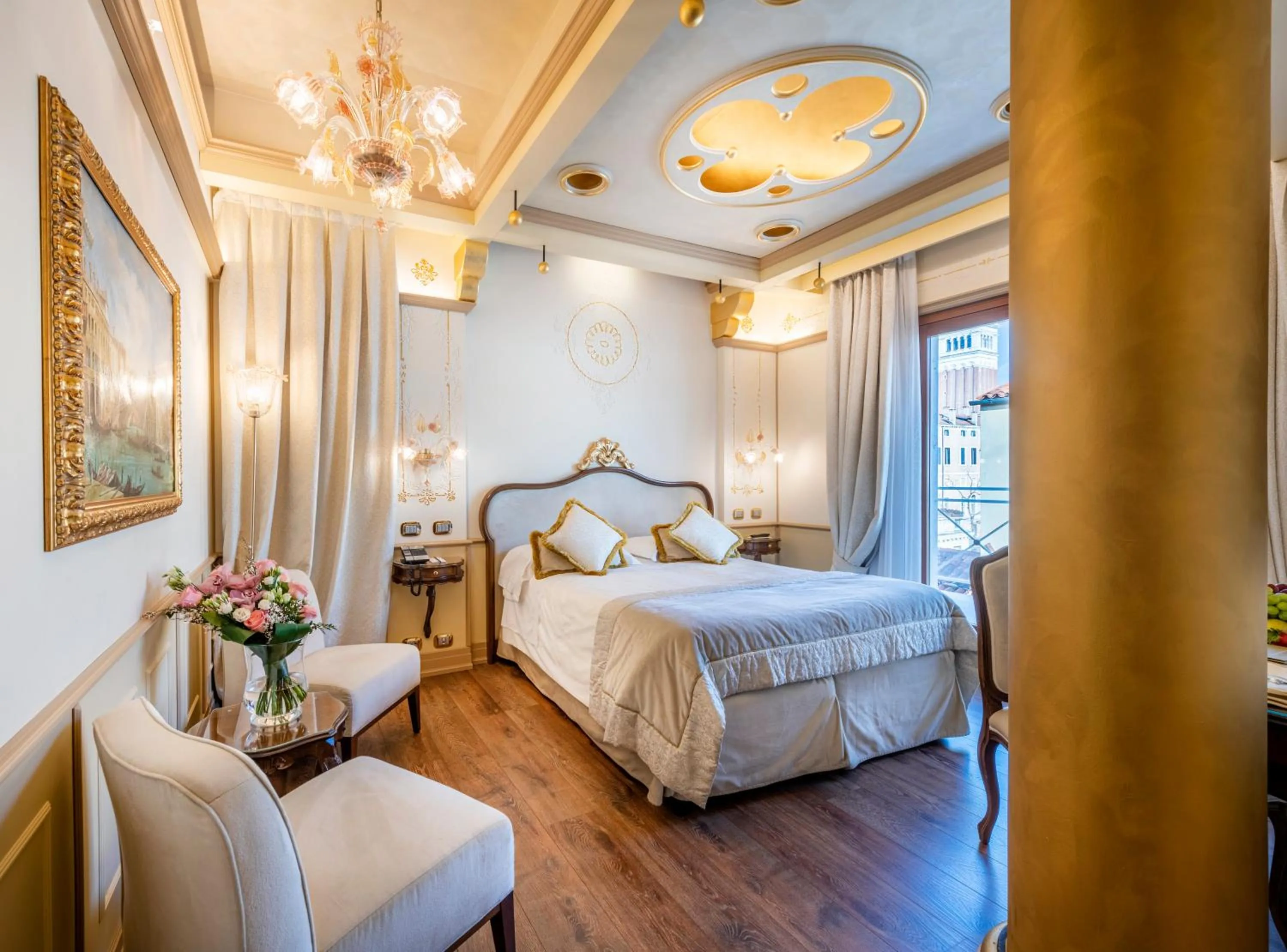 Bedroom, Bed in Monaco & Grand Canal