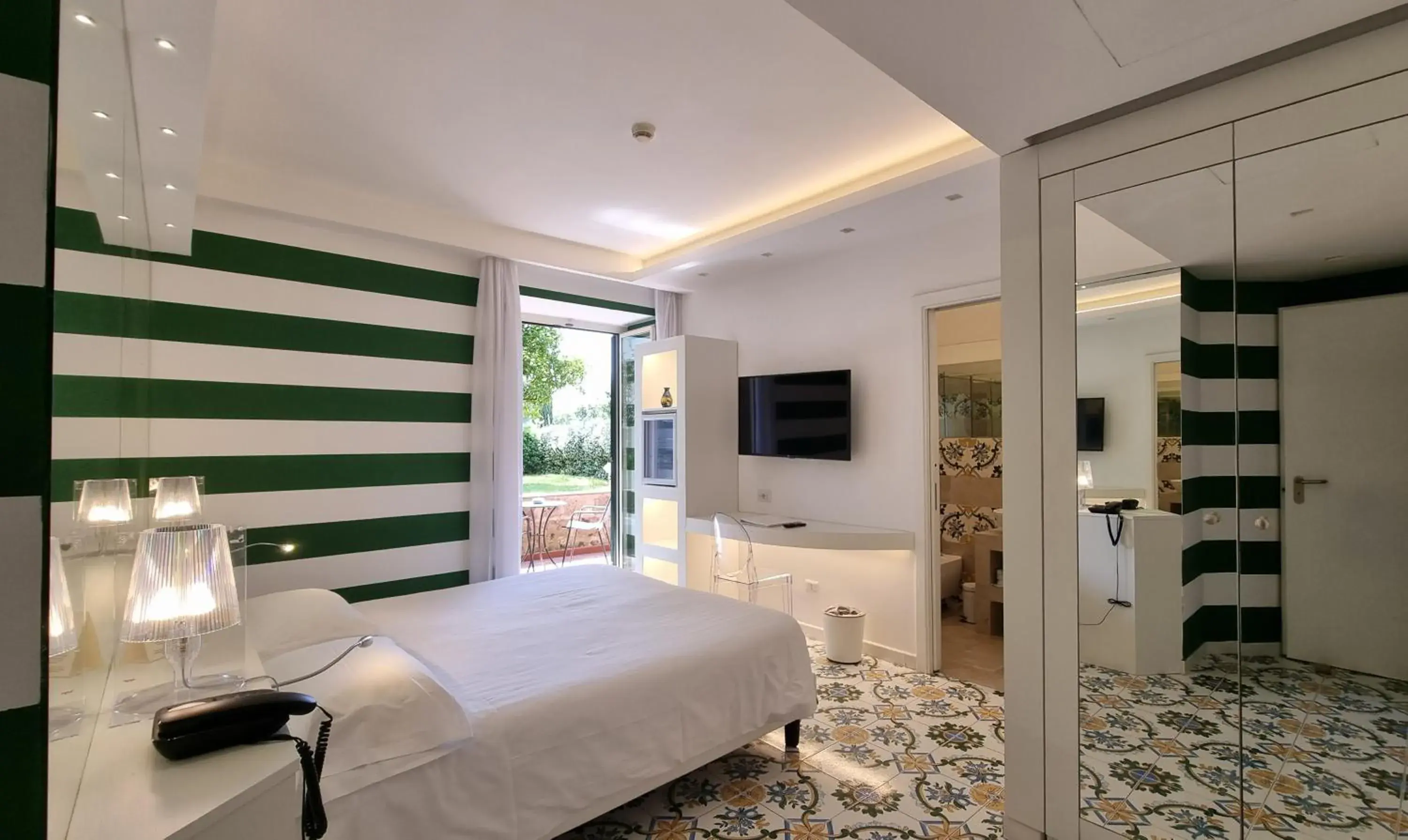 Double or Twin Room with Terrace in Hotel Alpha Double or Twin Room with Terrace in Hotel Alpha