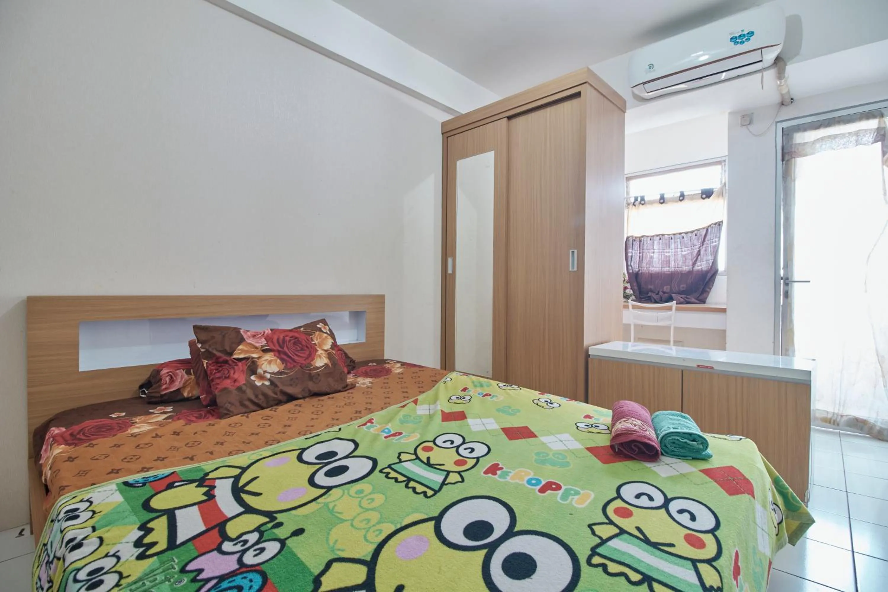 Bedroom, Bed in Room Rendi Gunung Putri Square