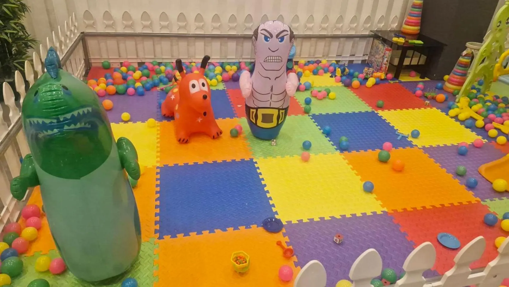 Children play ground in Arthitaya Green Nature Hotel & Lakkhana Poolside Resort