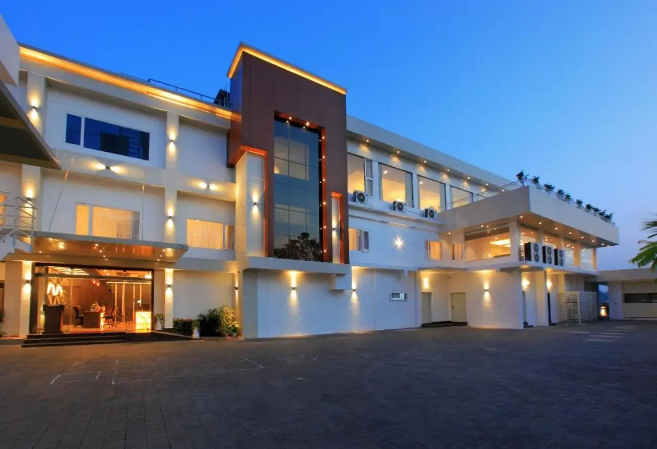 Property building in RAAS Residency Property building in RAAS Residency