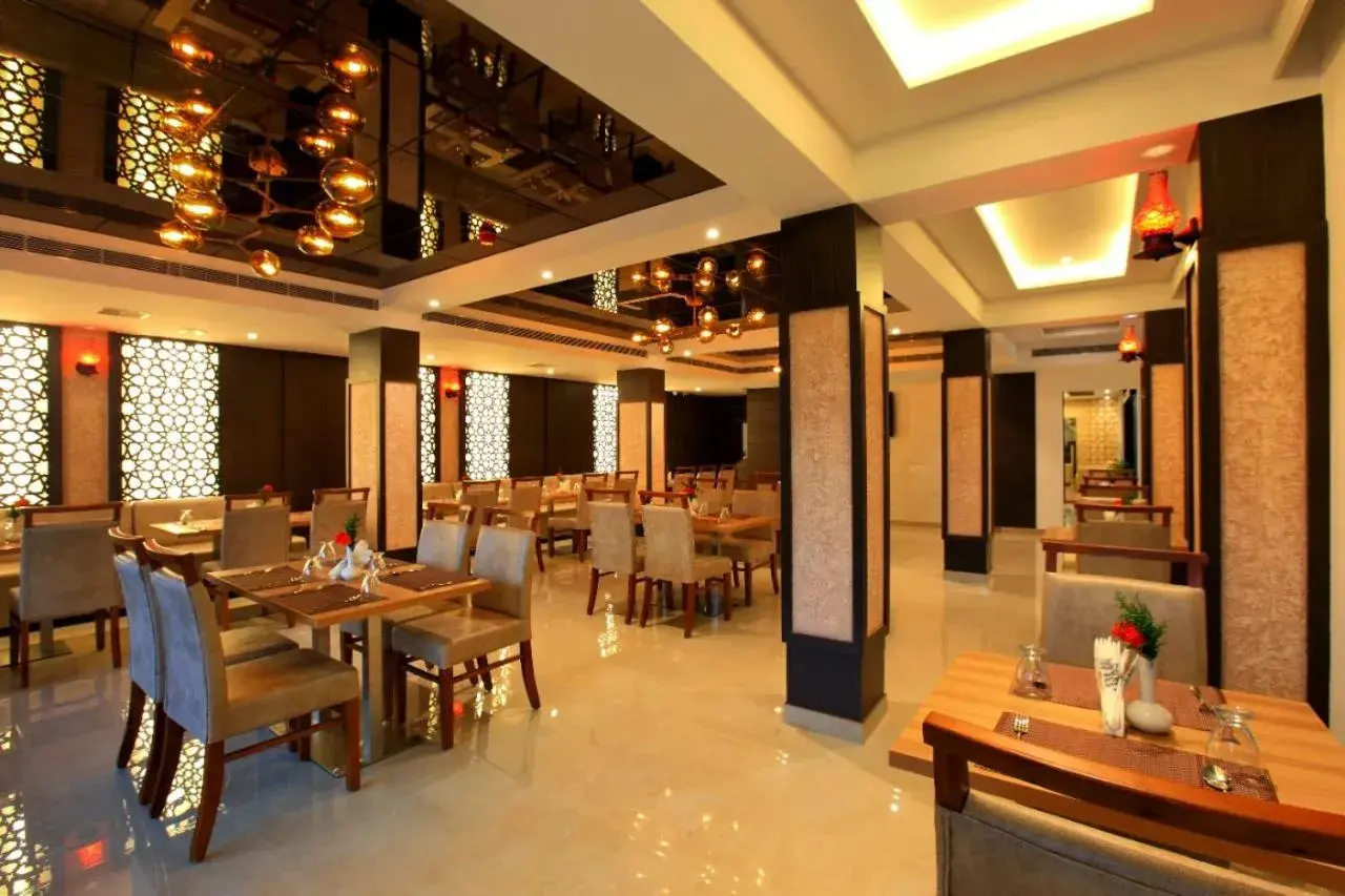Restaurant/places to eat in RAAS Residency Restaurant/places to eat in RAAS Residency