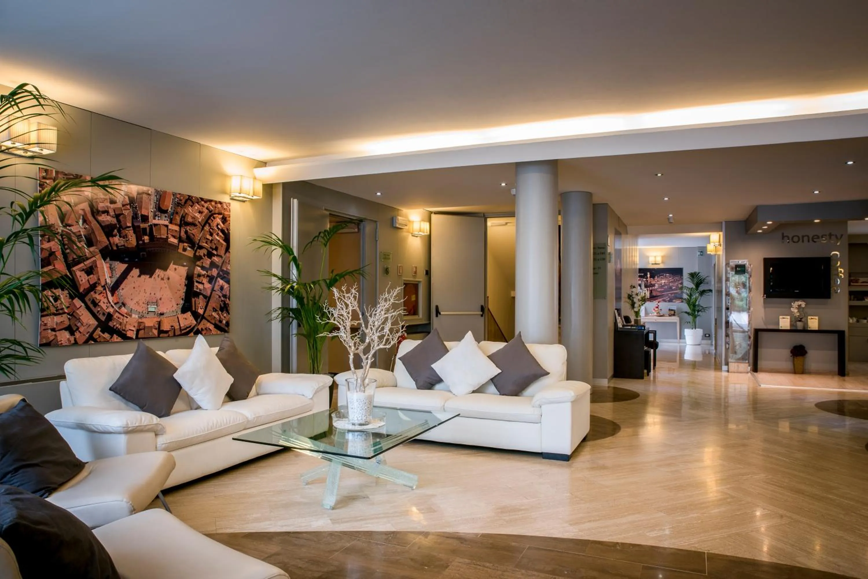 Lobby or reception in Hotel Executive