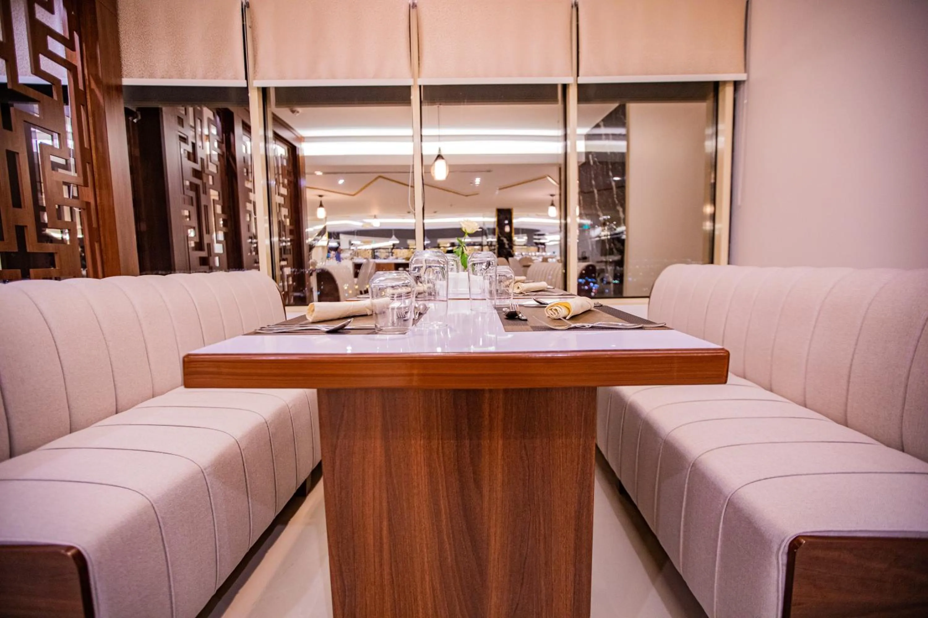 Restaurant/places to eat in Le Park Concord Najran