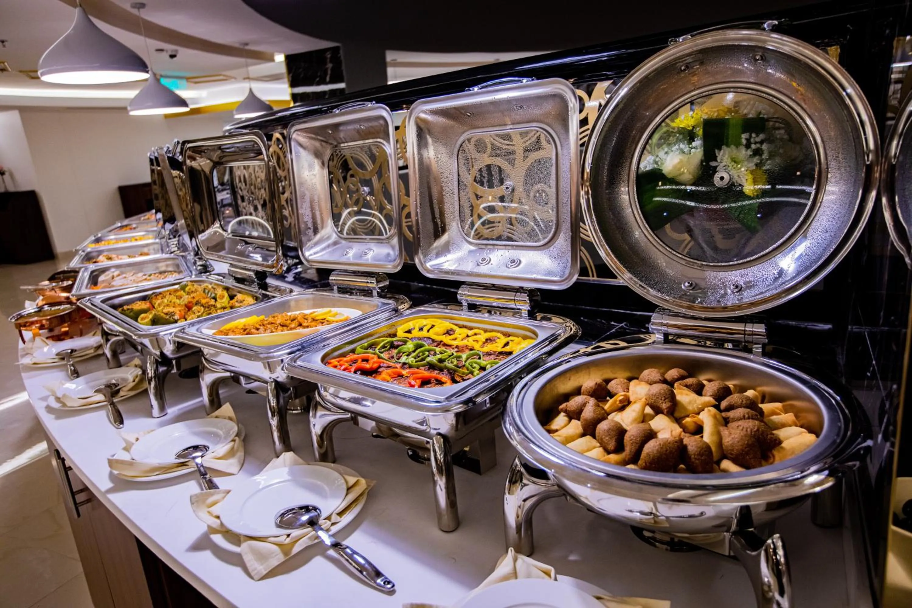 Restaurant/places to eat in Le Park Concord Najran