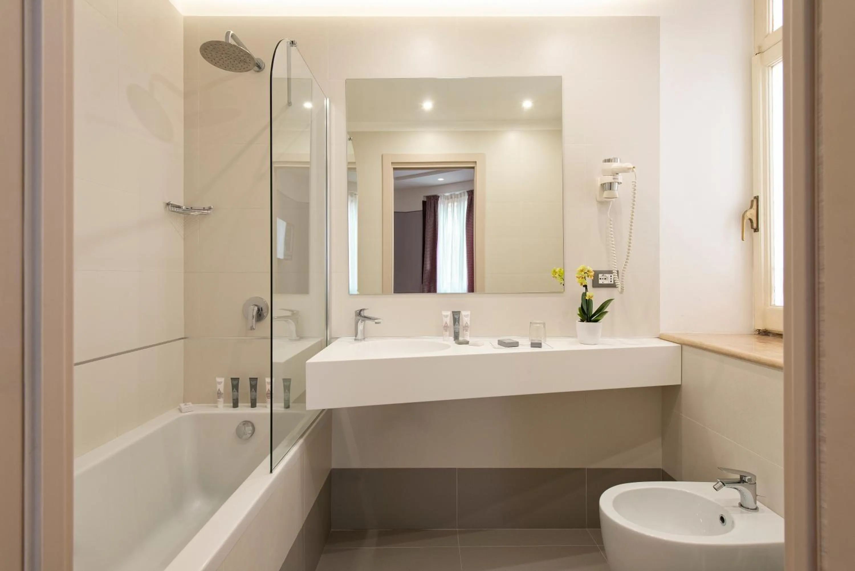 Bathroom in Atlante Star Hotel