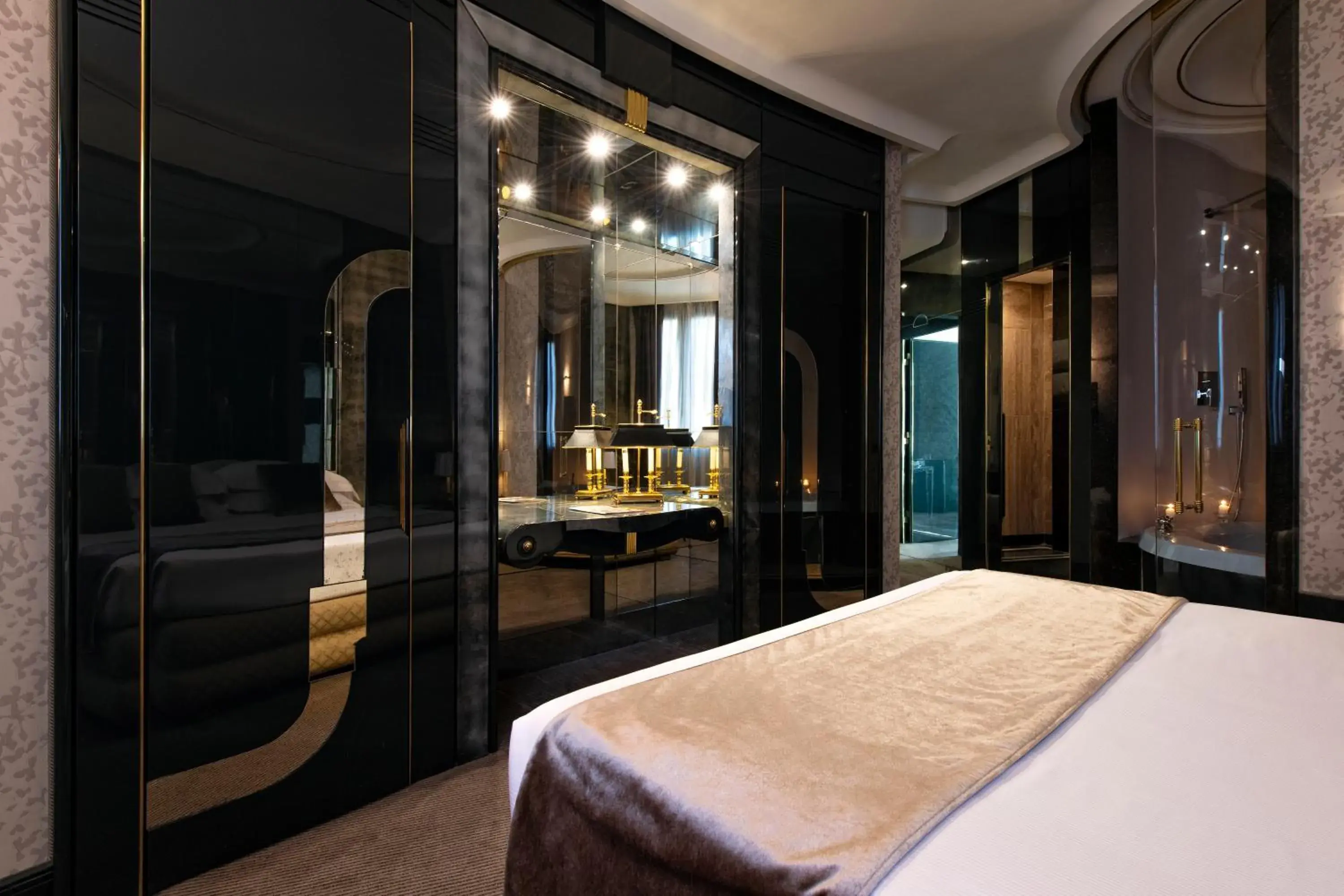 Bed in Atlante Star Hotel Bed in Atlante Star Hotel