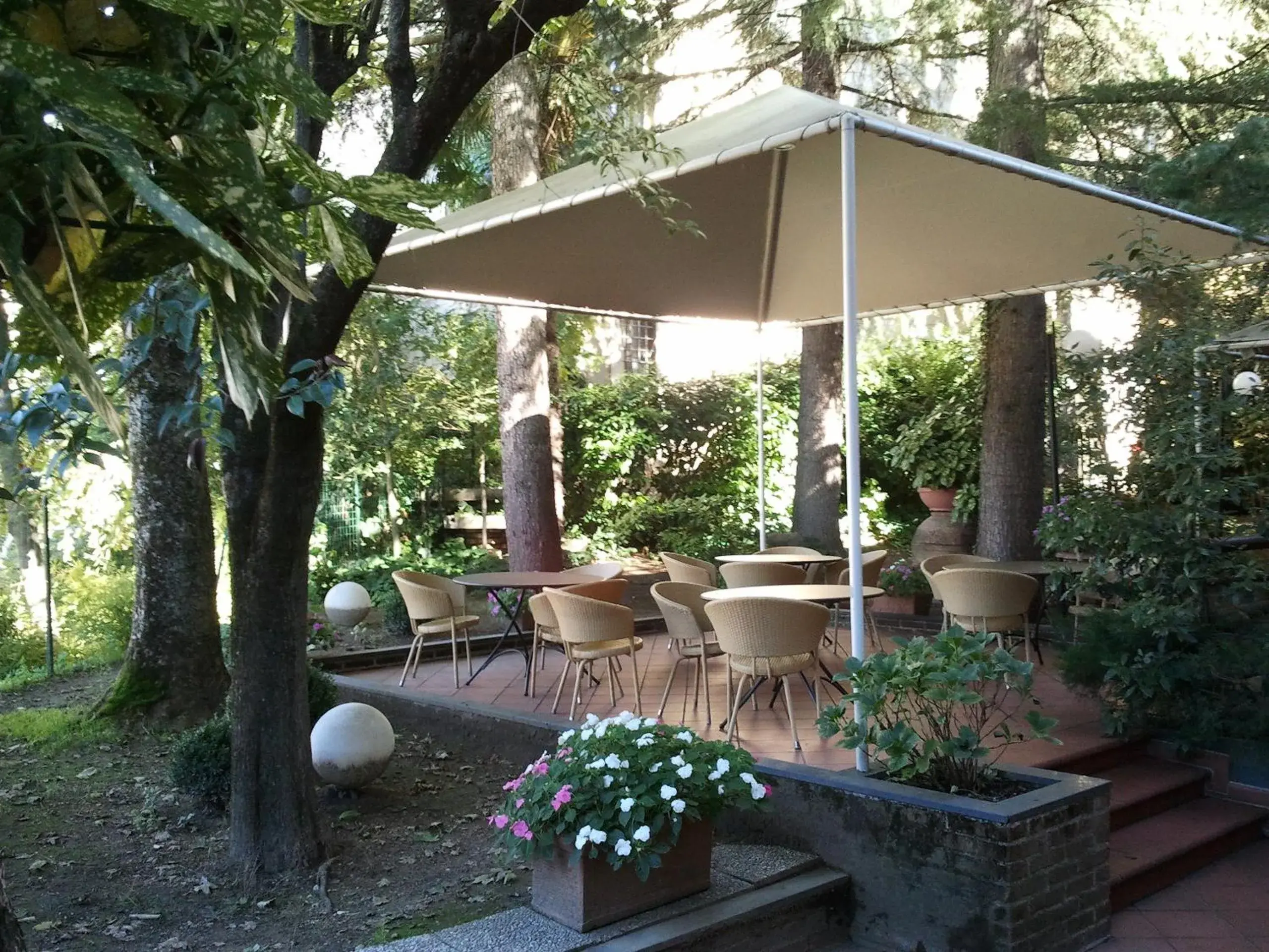 Facade/entrance in Hotel dei Duchi Facade/entrance in Hotel dei Duchi