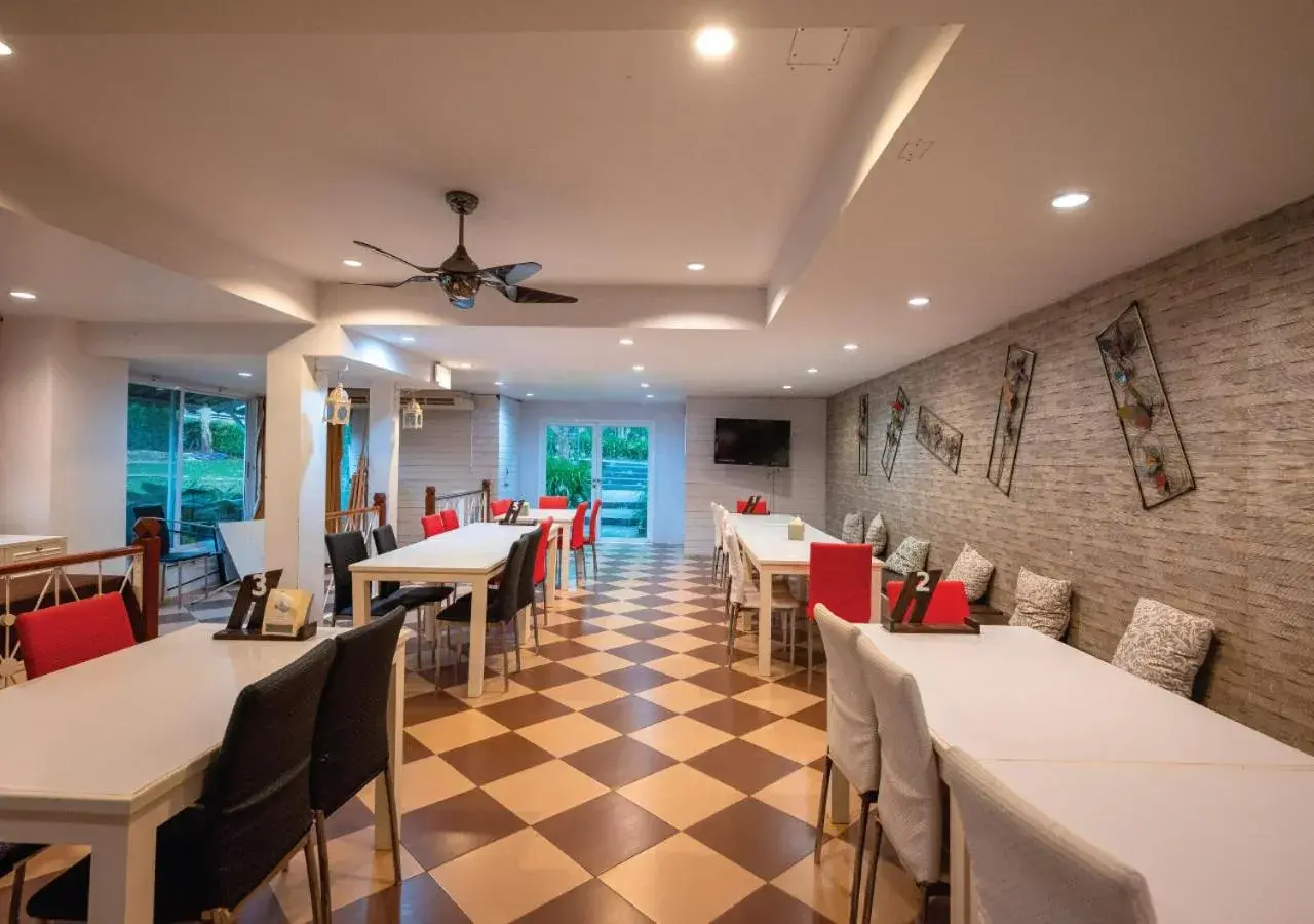 Restaurant/places to eat in Phukaew Resort & Adventure Park Restaurant/places to eat in Phukaew Resort & Adventure Park