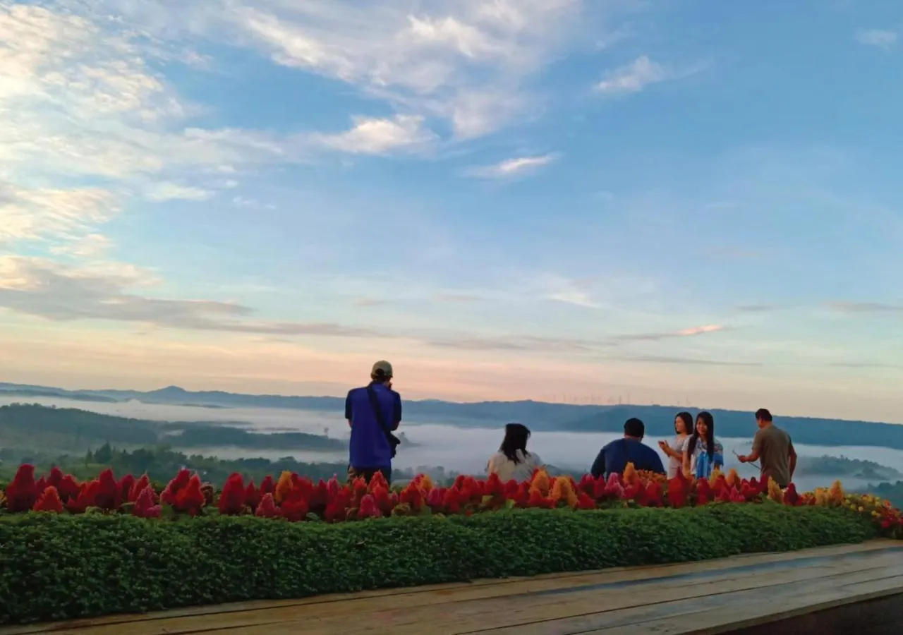 Sunrise in Phukaew Resort & Adventure Park