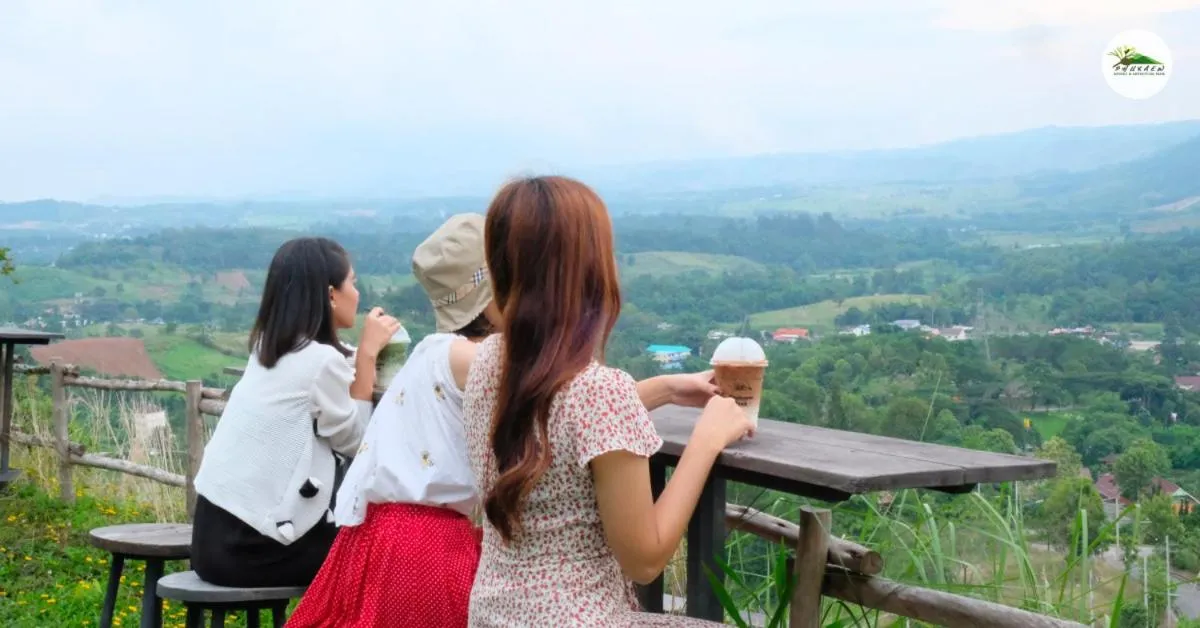 On-site shops in Phukaew Resort & Adventure Park