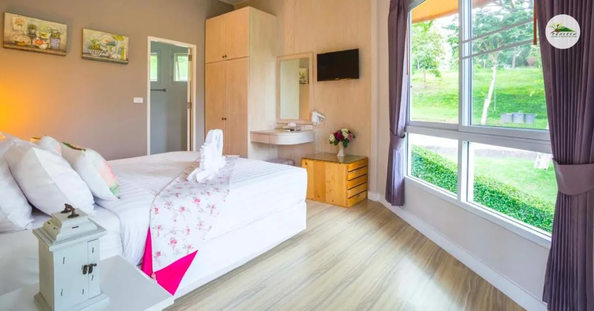 Bed in Phukaew Resort & Adventure Park