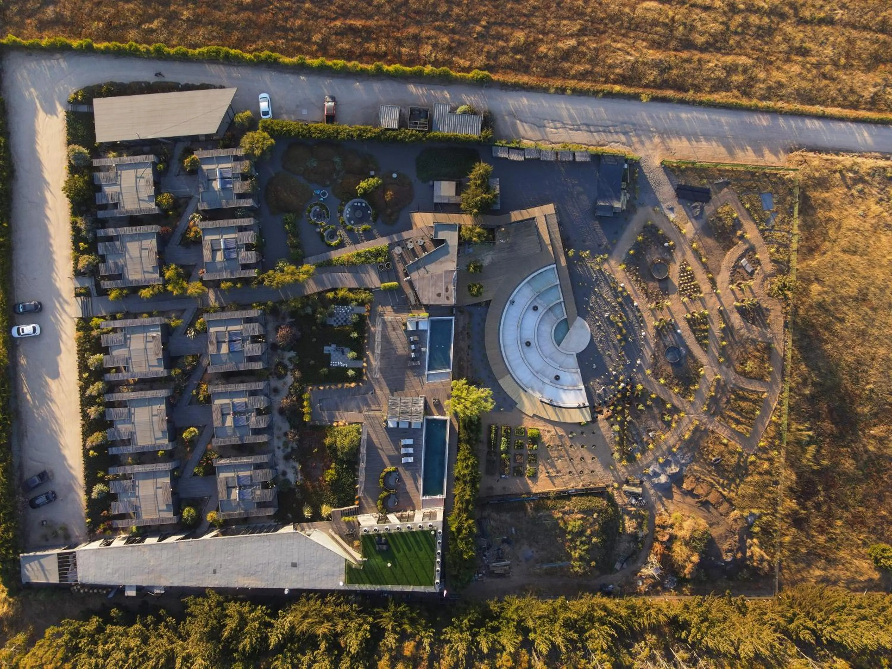 Property building in Taka Matanzas