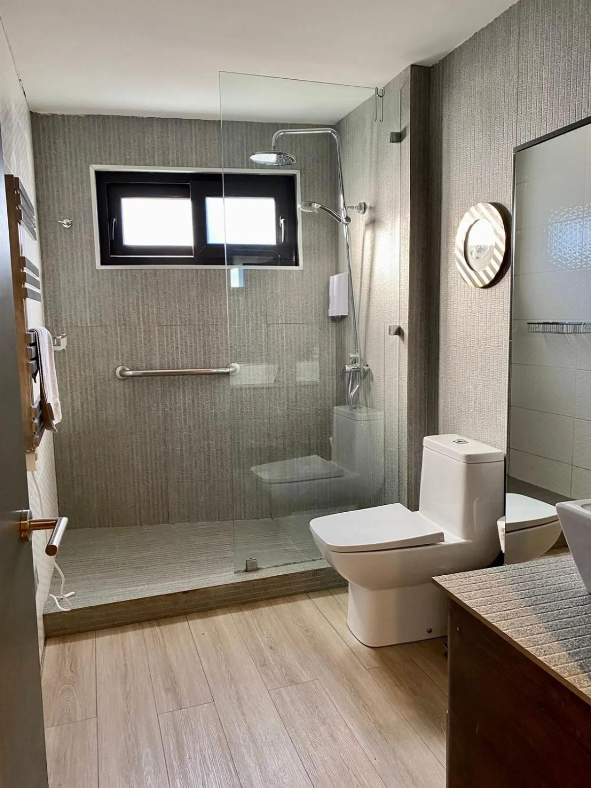 Shower in Taka Matanzas