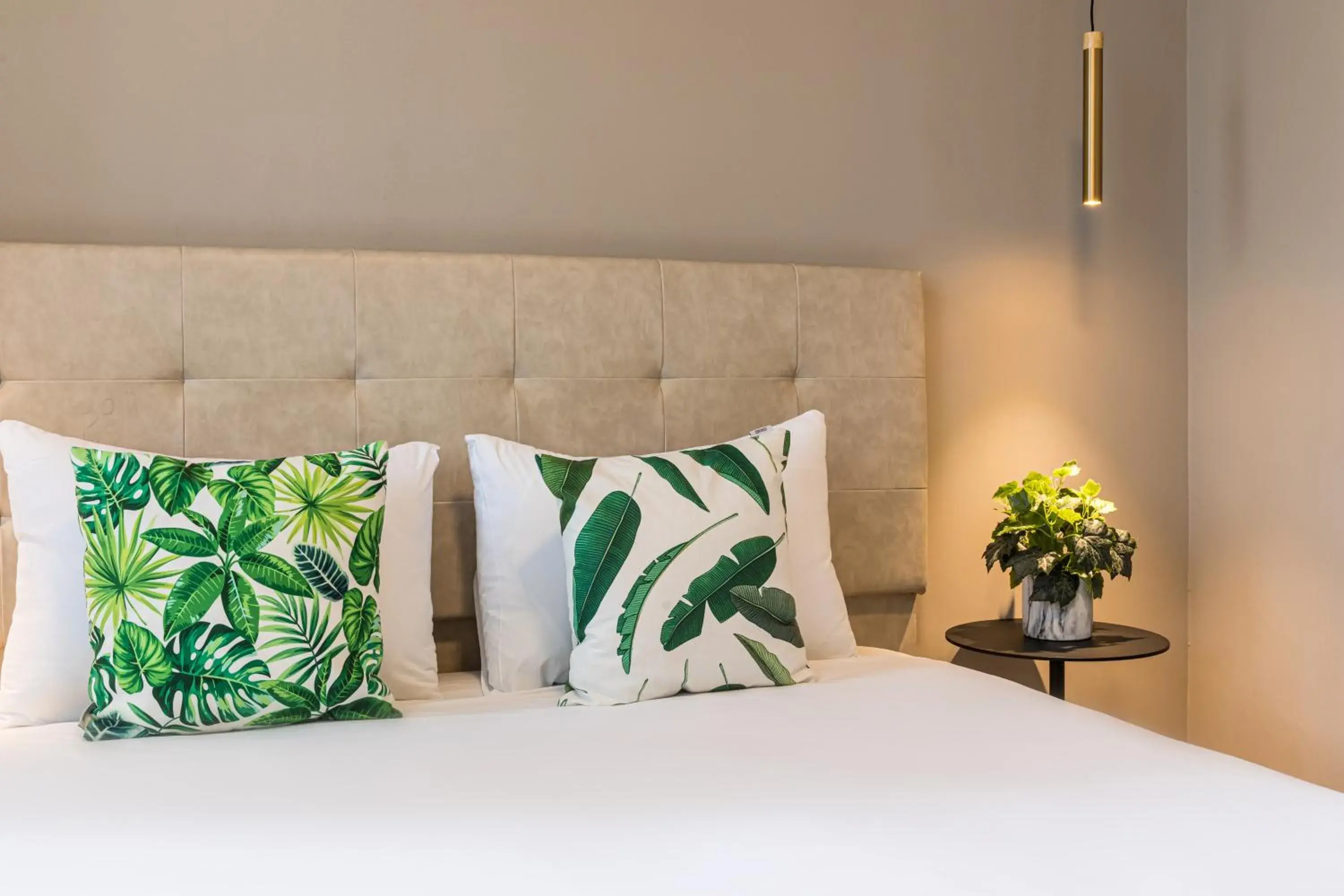 Bed in Blue Sea Marble Bed in Blue Sea Marble